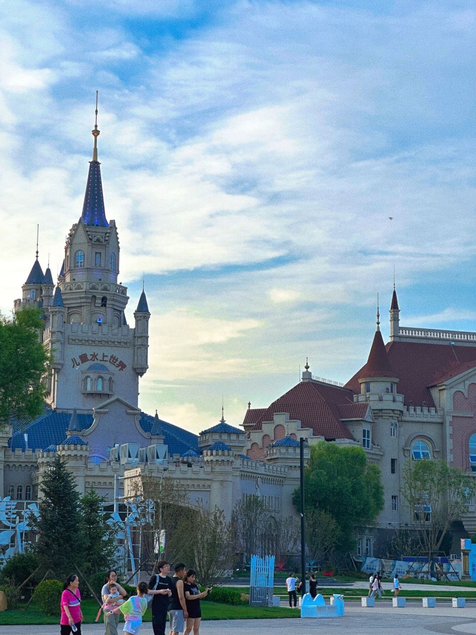 唐山曹妃甸揽月湾风景区 记录第一次带女儿去看海98 端午节带孩子来