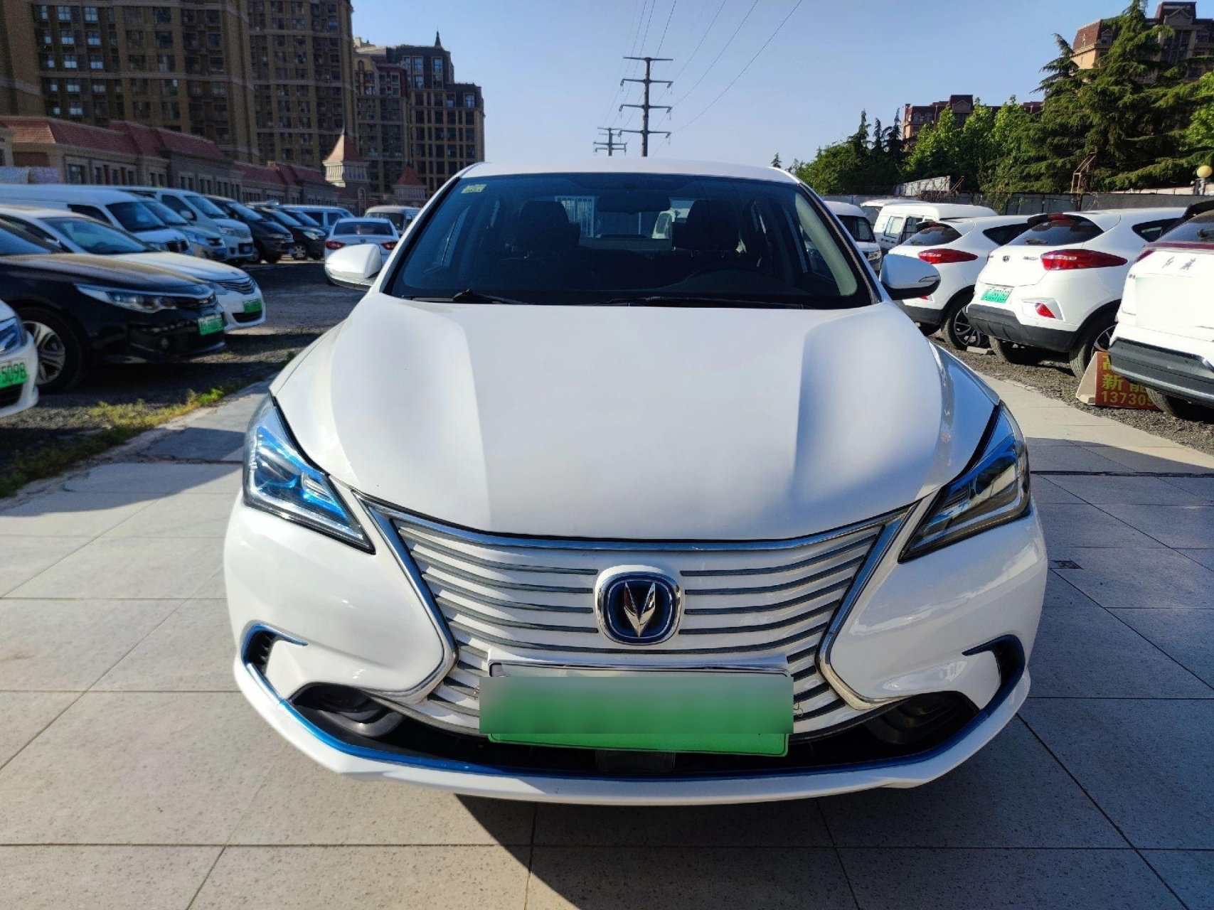 长安逸动ev460纯电车,宁德时代三元锂电池,真实续航 360公里,里外整新