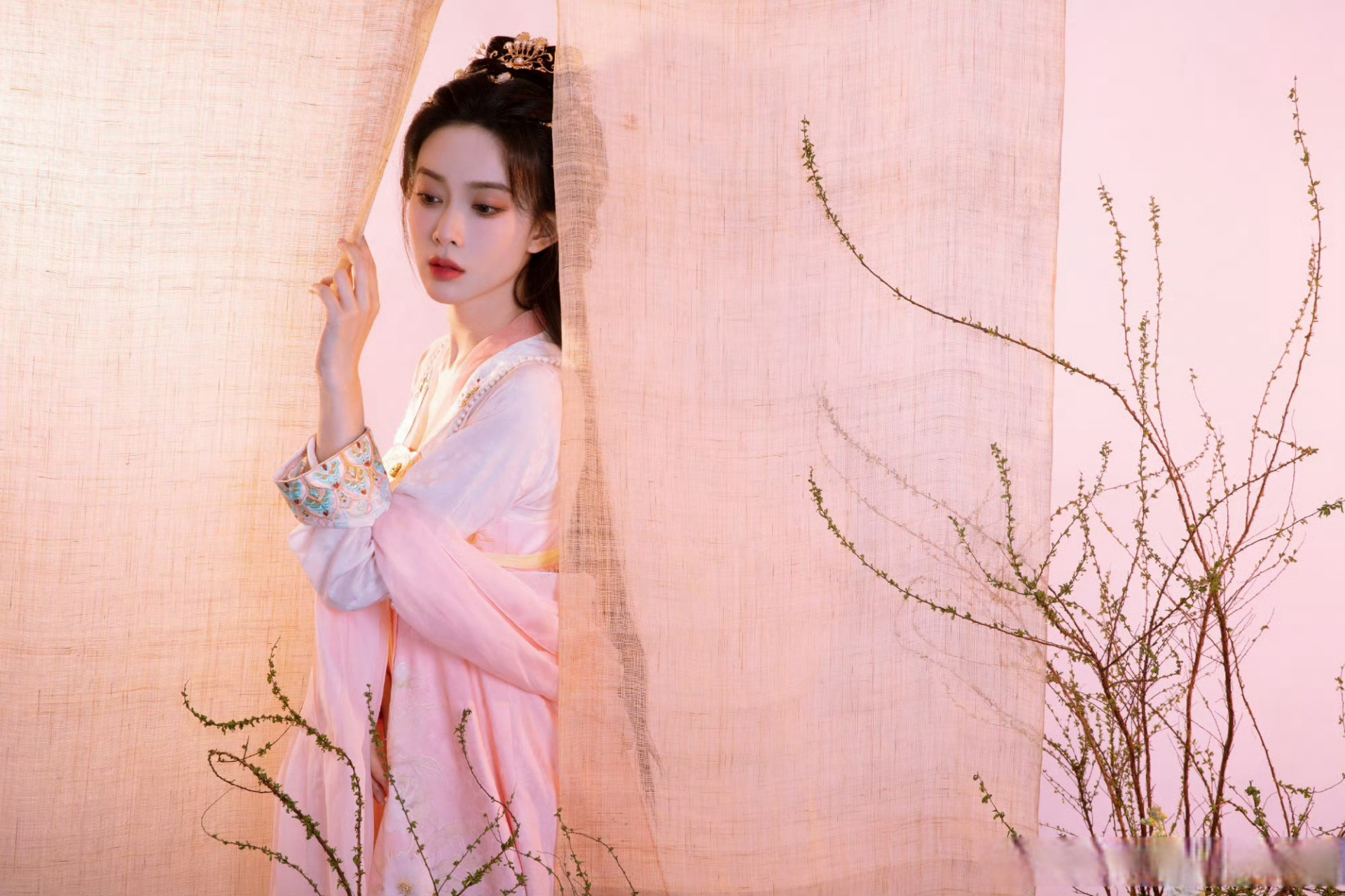 孟子义##孟子义惊喜夜古装造型#孟子义这个古装造型完全就是娇滴滴的