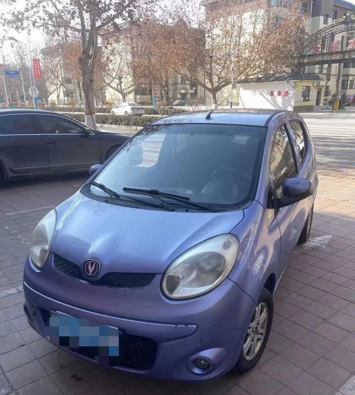 2011年长安奔奔迷你,车况精品公里数极少只行驶了10万公里,前胎刚换