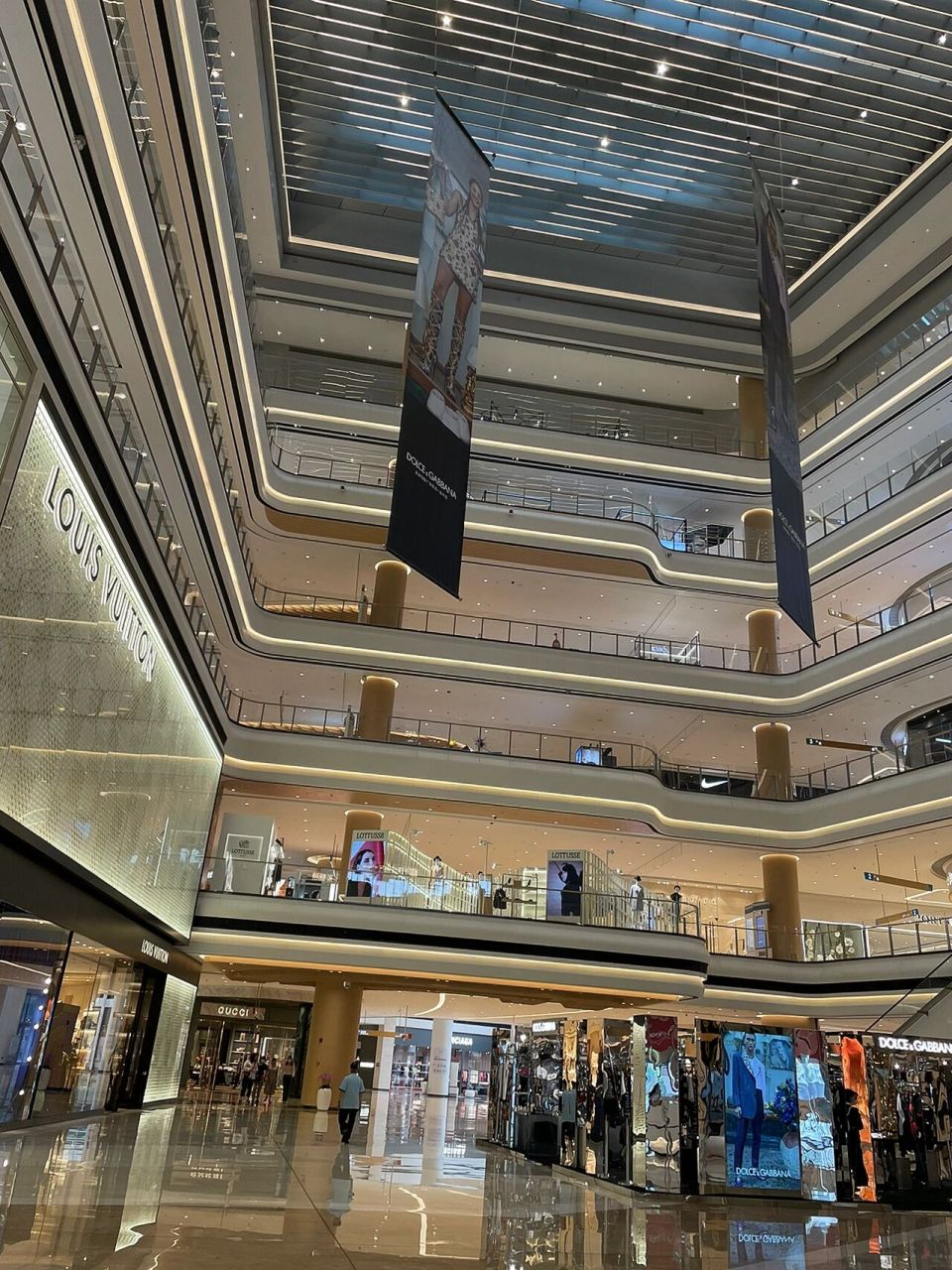 lv探店系列3—昆明恒隆广场店 旅游探店 都是在写倒叙的流水账,不是每