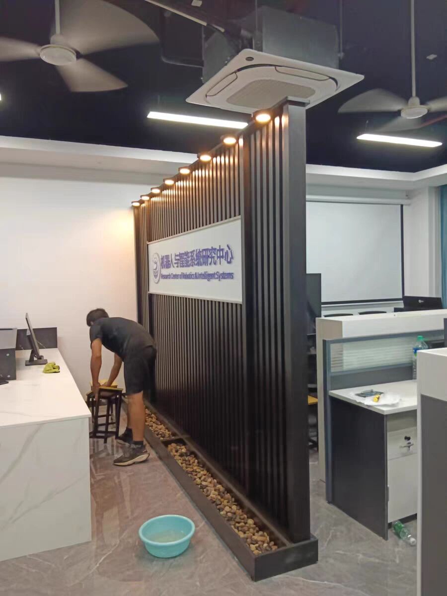 木质格栅形象墙屏风办公室进门玄关招牌背景