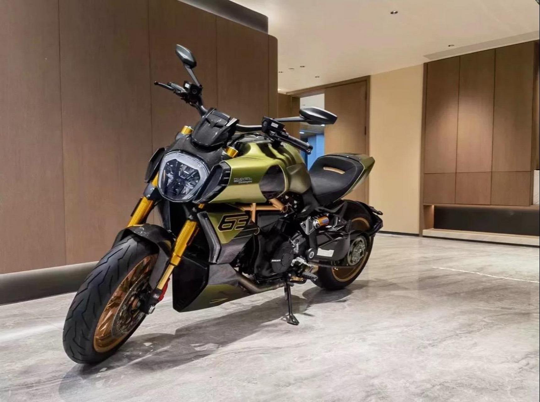 21年底杜卡迪大魔鬼兰博基尼联名 全球限量630台