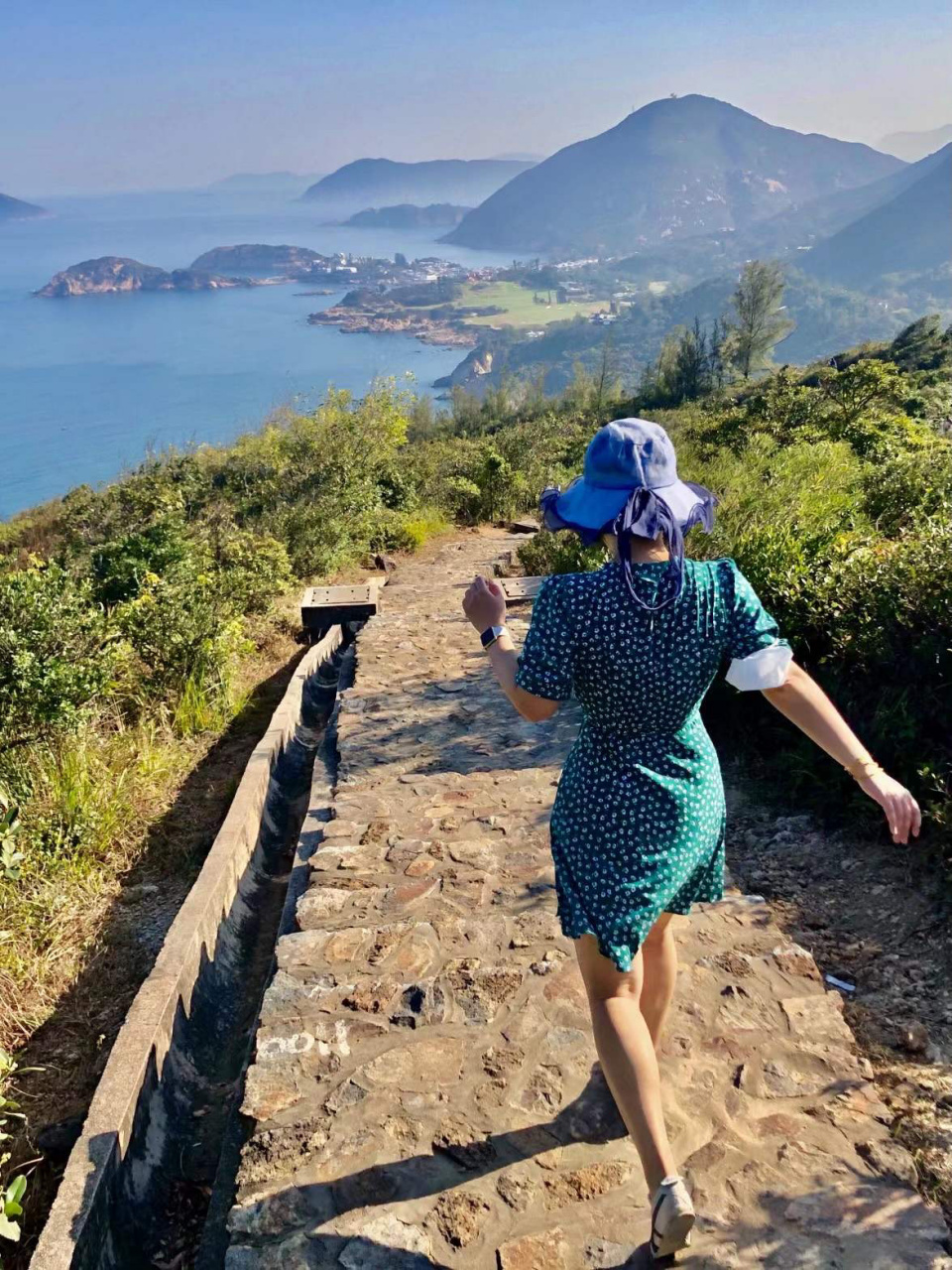 柴湾到石澳,香港最美远足径 石澳,原称"石凹",可到亚洲最美远足径龙脊