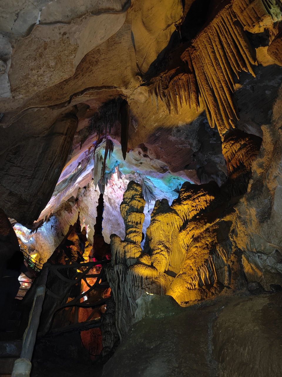 石家庄周边游～天然溶洞 崆山白云洞,开车一个多小时就能到的溶洞