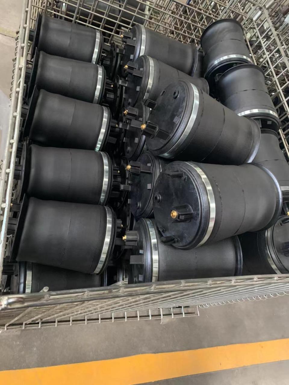 半挂车各种型号气囊,高性价比,总有一款符合你