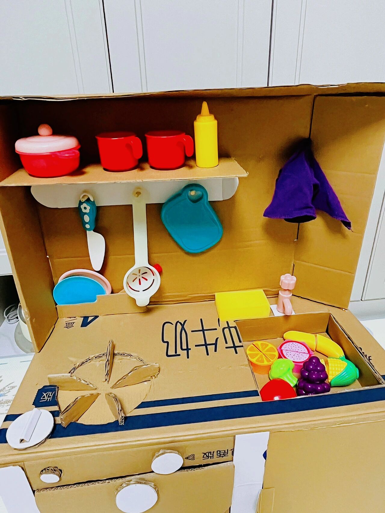 手工纸箱制作厨房玩具教程（手工纸箱制作厨房玩具教程视频）