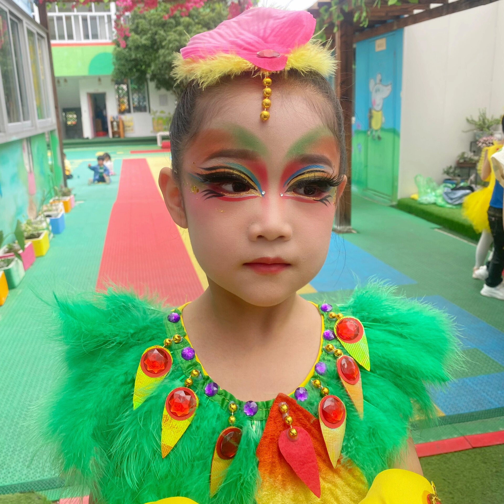舞台妆小鸟妆