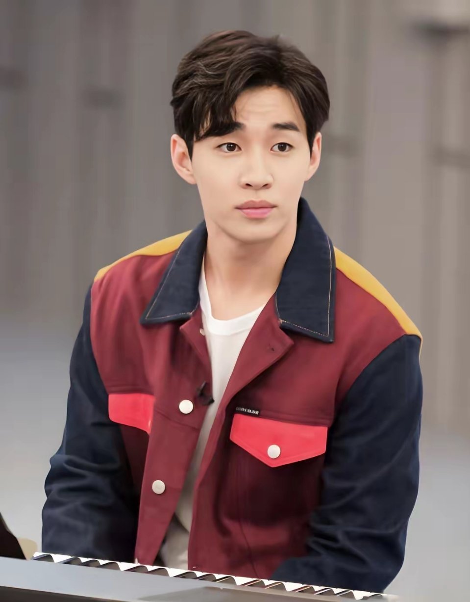 刘宪华双面顶流:演唱会狂潮与"一人一乐队"的极致舞台