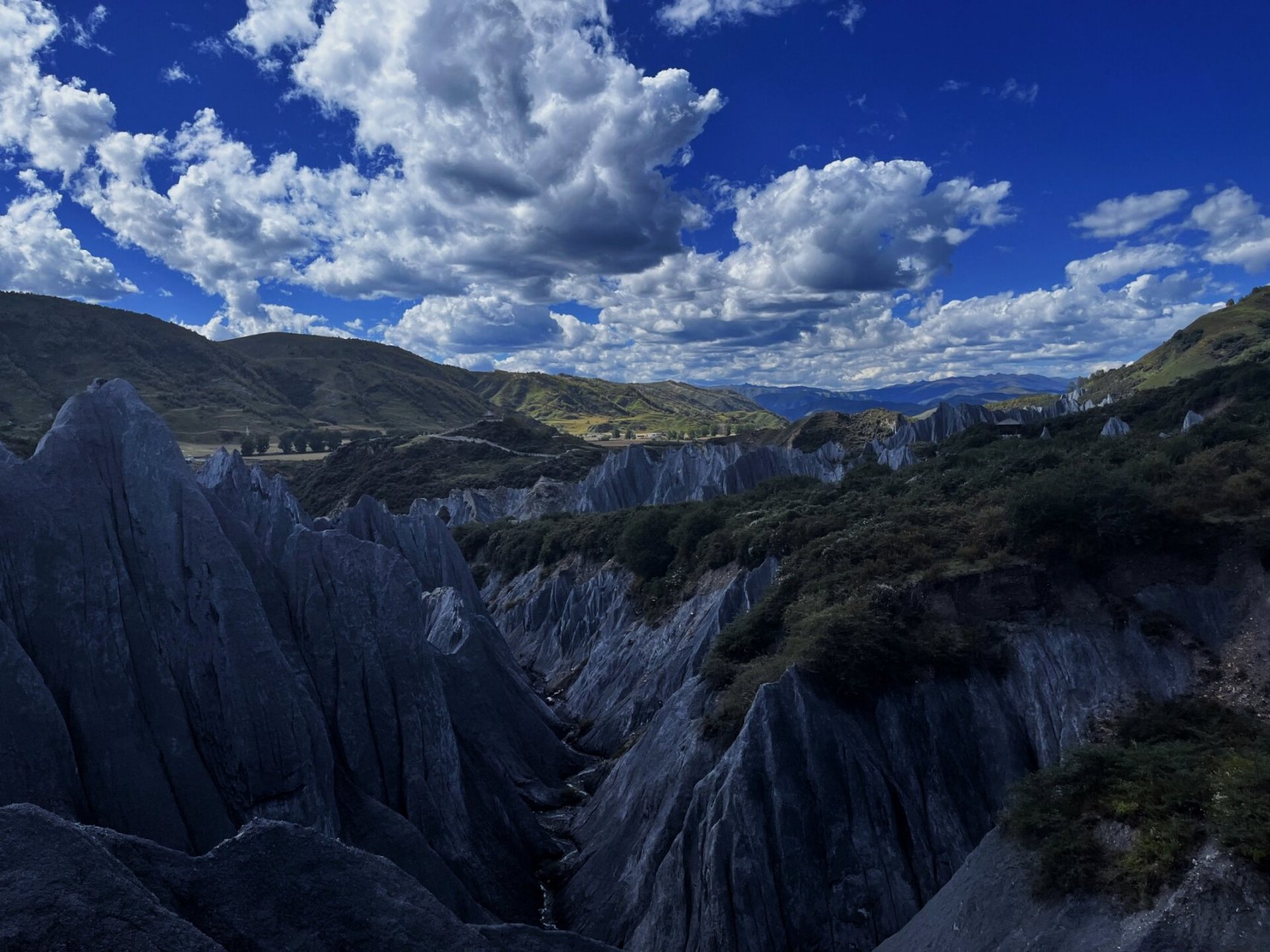 中国地质百慕大,异域星球墨石公园 仿佛置身异域星球的景区, 一整个
