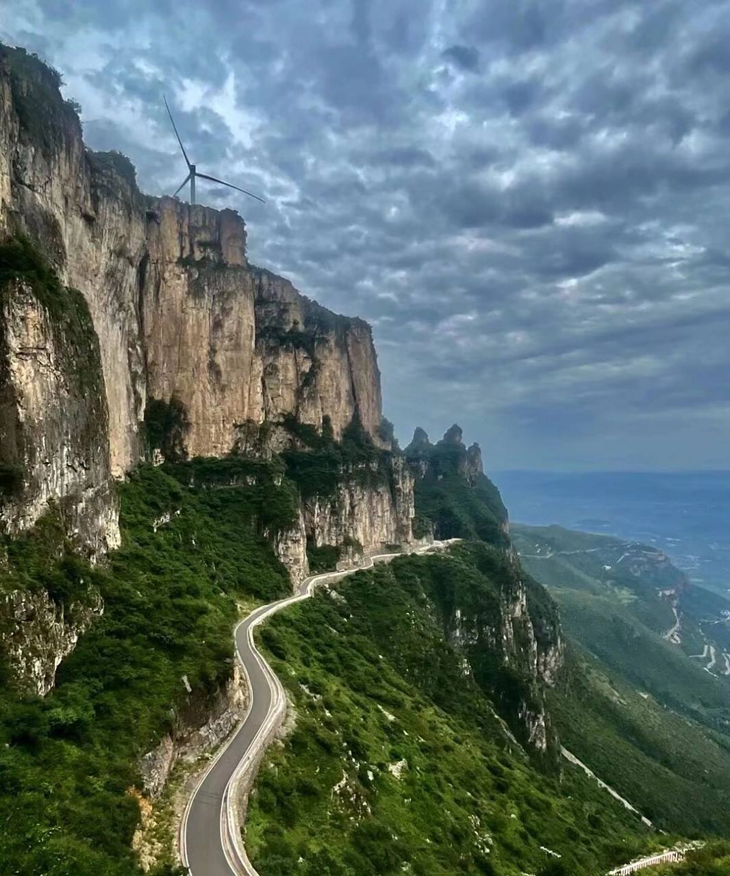 7花壶公路】太行1号公路,音乐公路,神龙湾挂壁公路极致穿越!