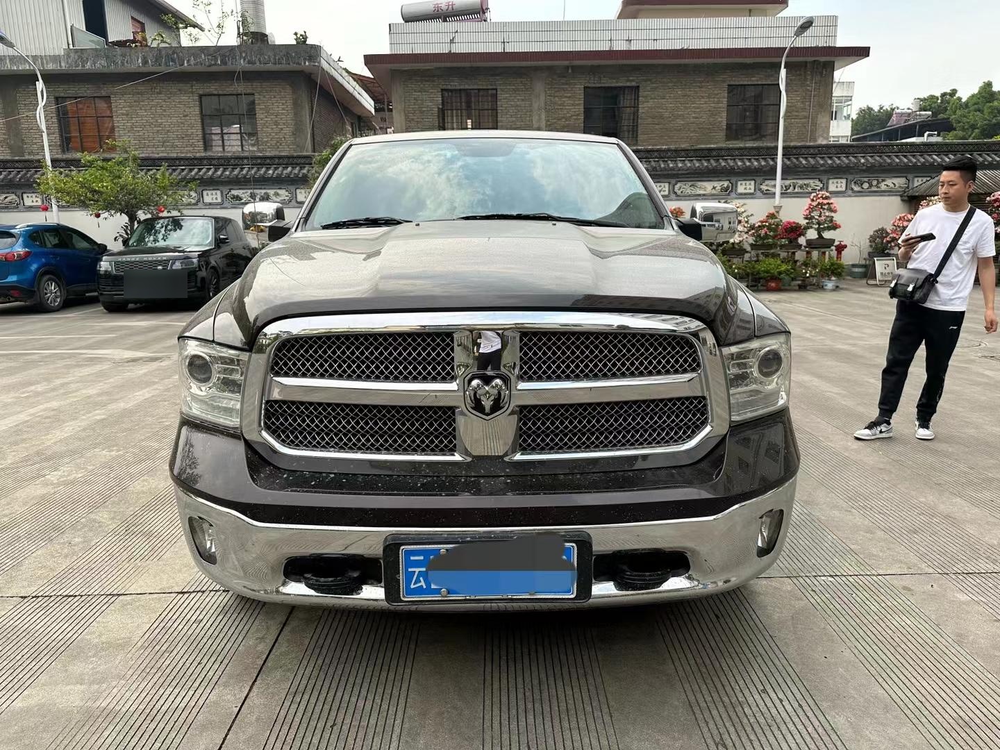 像羊角的车标是啥