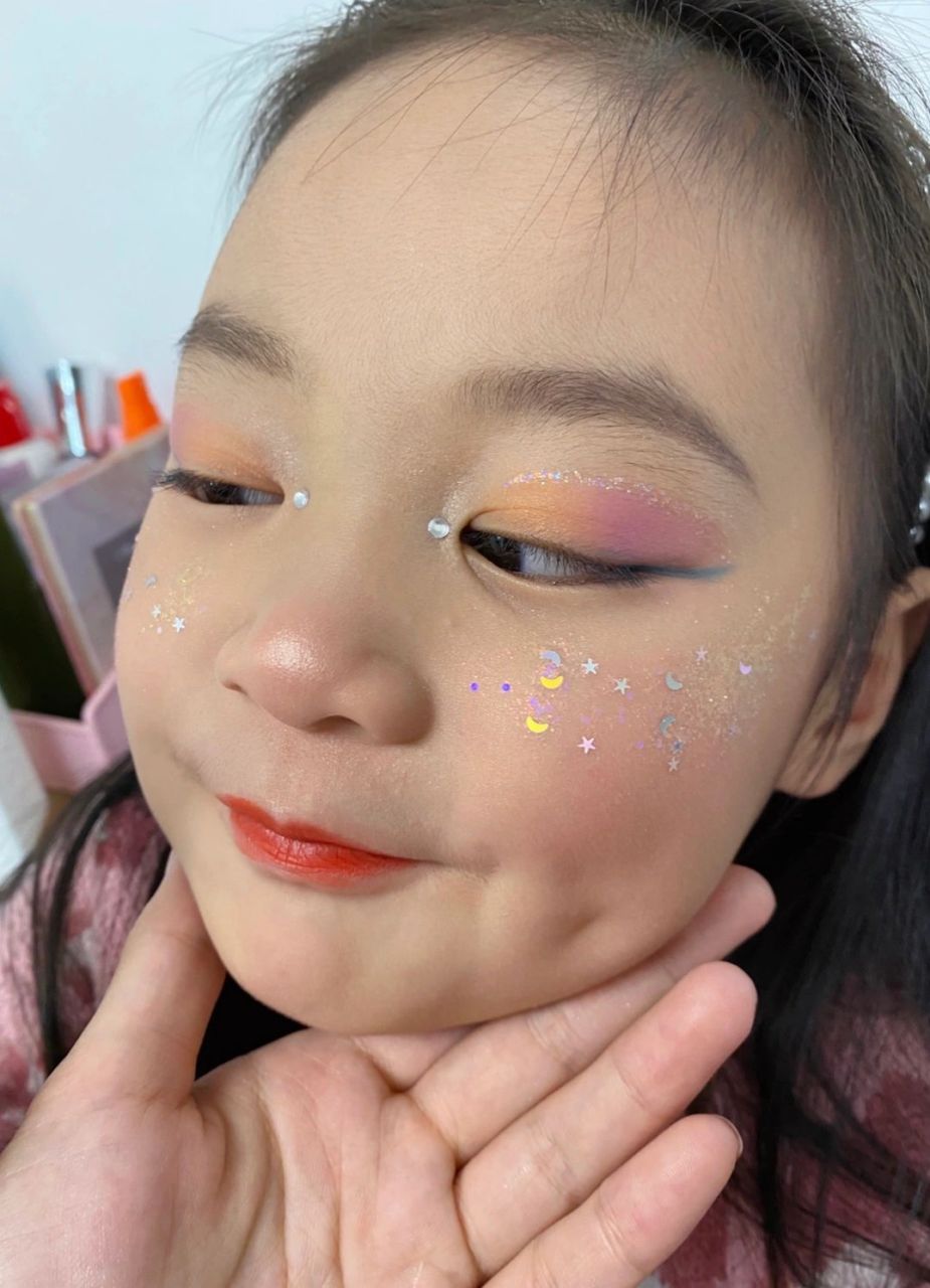 宝宝元旦六一舞台妆分享 图片没有被任何商用,盗用的都是黑店,大家