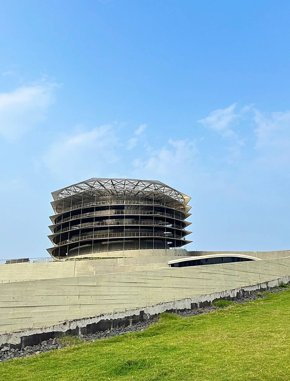 日照科技馆95 去日照看海 顺便去了日照科技馆 真的很不错 灯光和