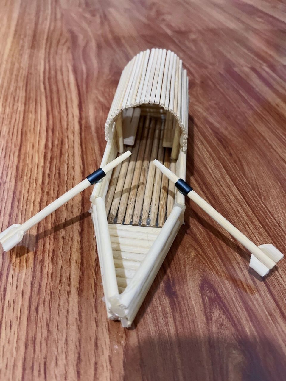 手工制作船 翻了好多视频发现别人发的好像太难,于是放弃了,自己就瞎