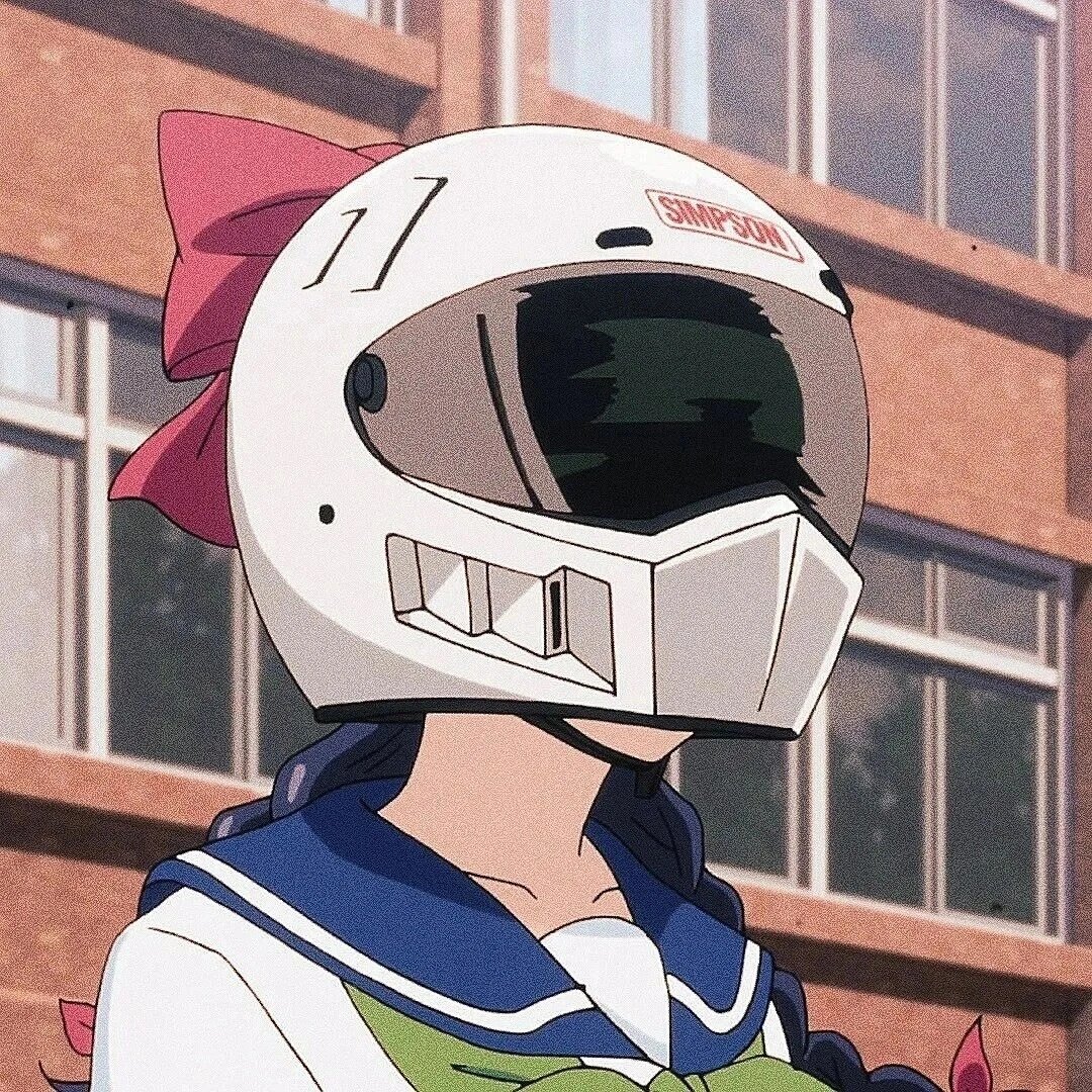 头盔少女头像