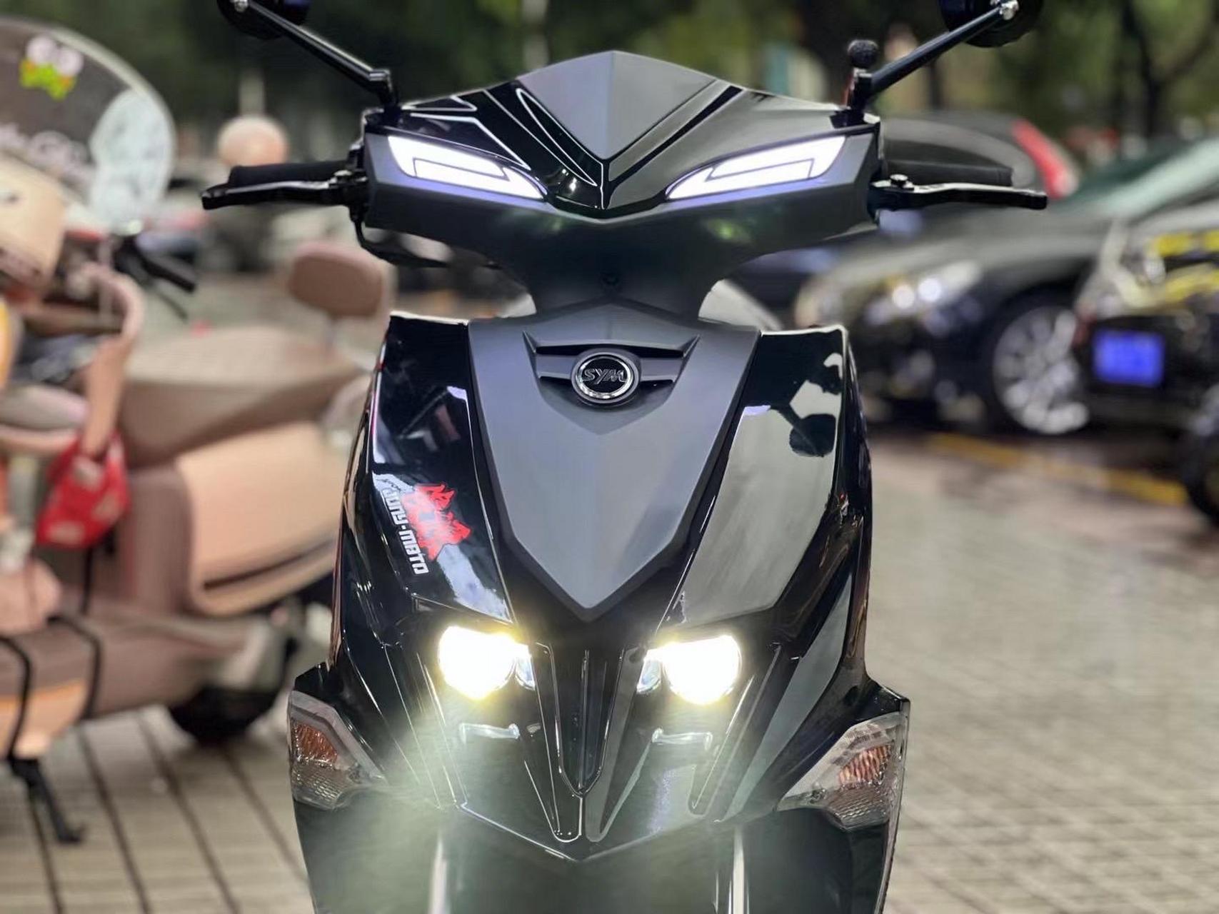 最新拿下  三阳jet sl150 abs水冷 24/1  行驶了7600公里  一手户必须