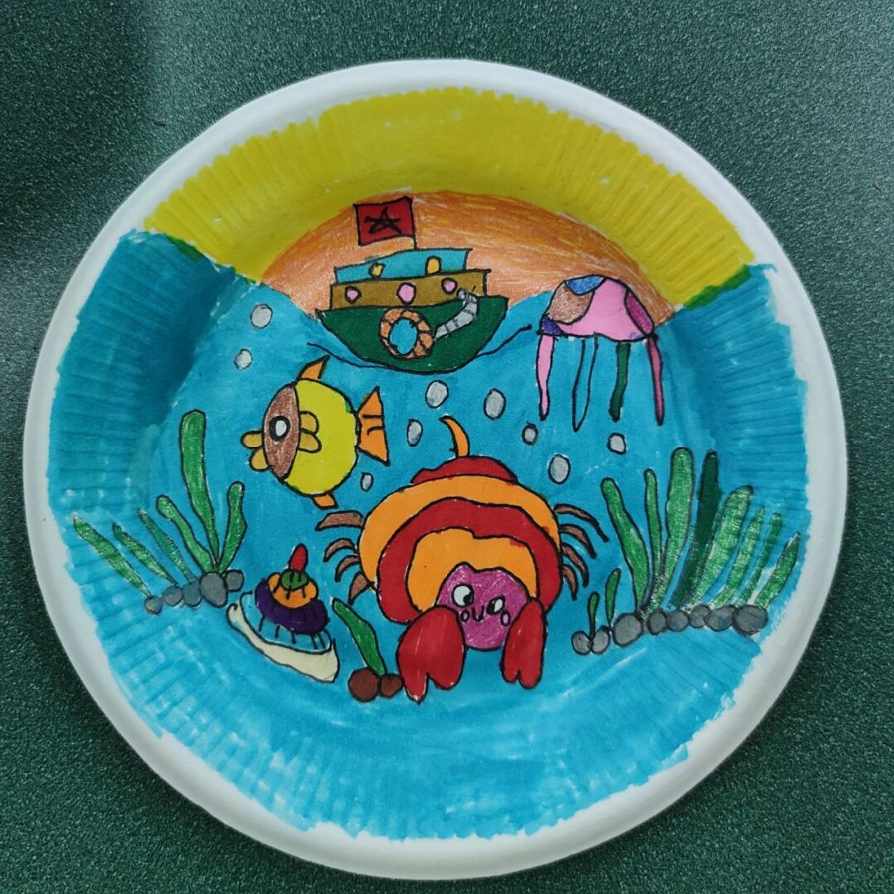 一年级的乖乖些太棒啦919191#美术老师# #纸盘画# #纸盘手工