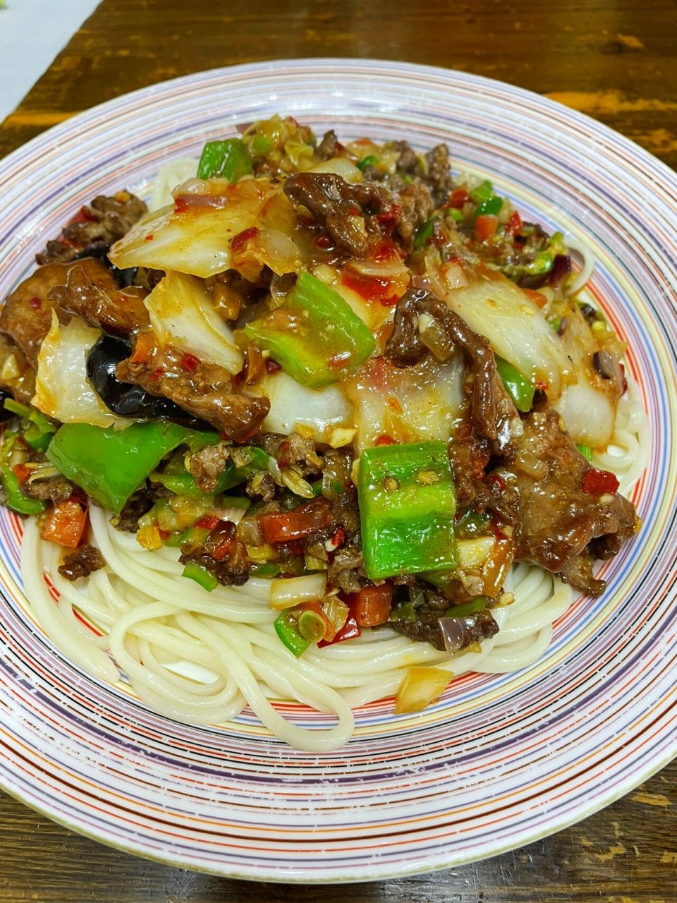 歹歹的加个面 7915终于打卡了这家最近风特别大的网红拌面,真的