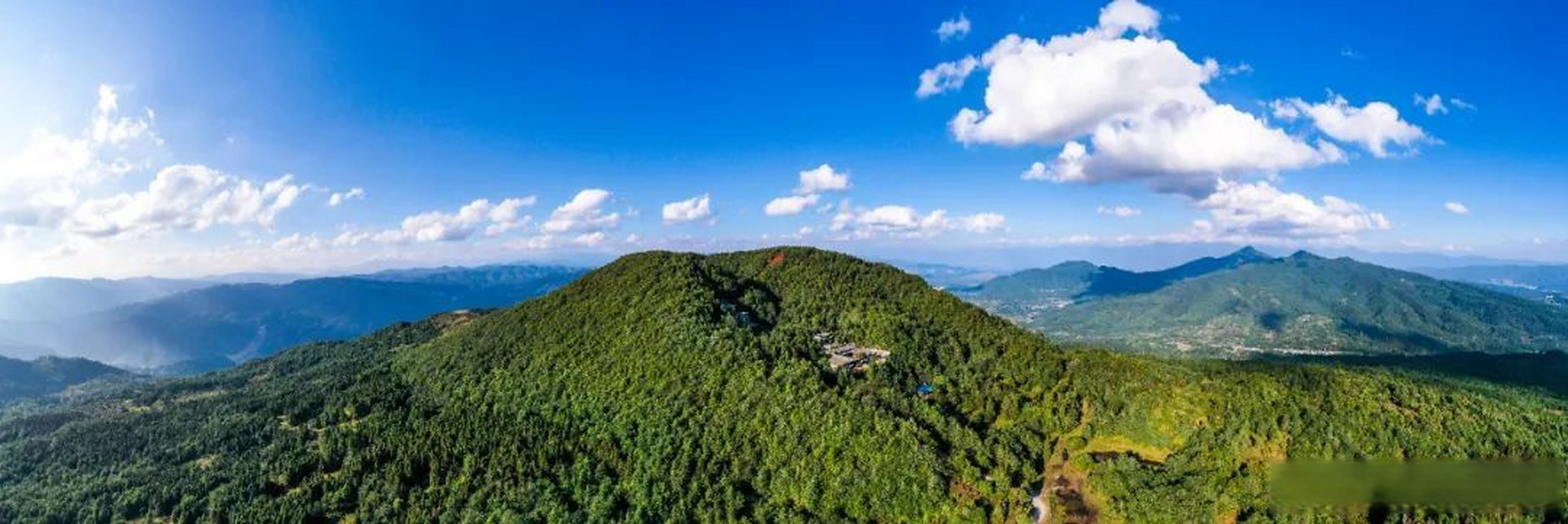 【#跟着霞客游腾冲# 之打鹰山】腾冲火山地质公园是我国四大火山群之