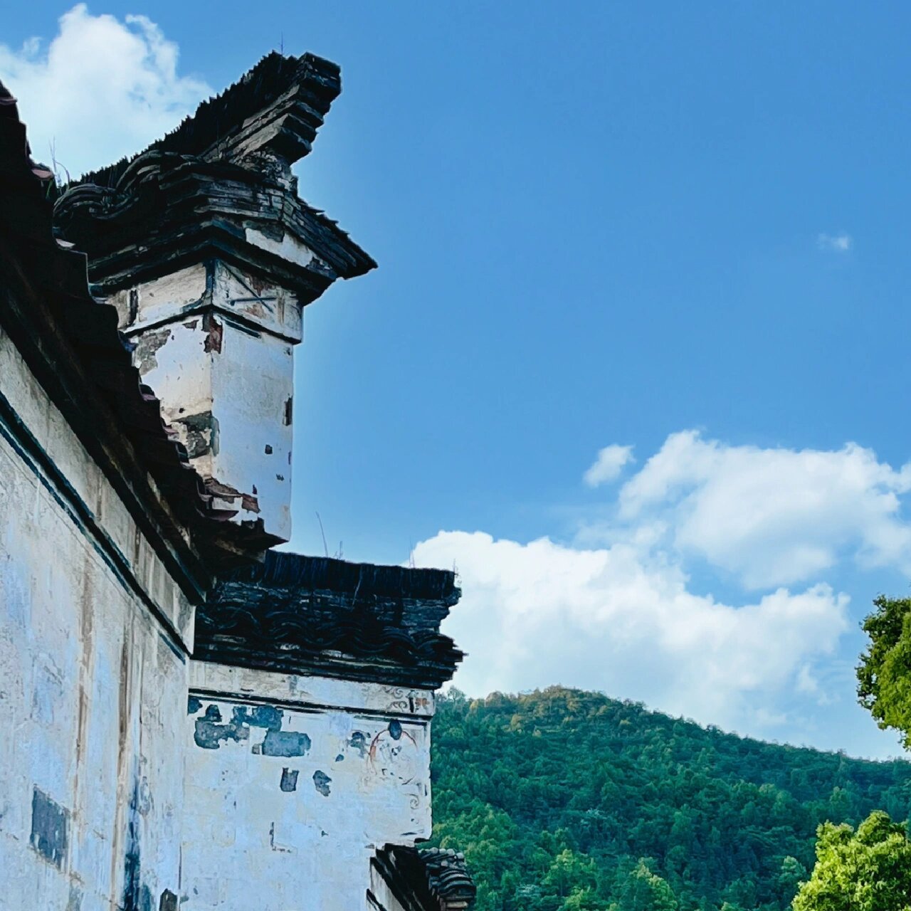 后山张氏宗祠,俗称"张家祠堂",位于泾县丁家桥镇后山村.