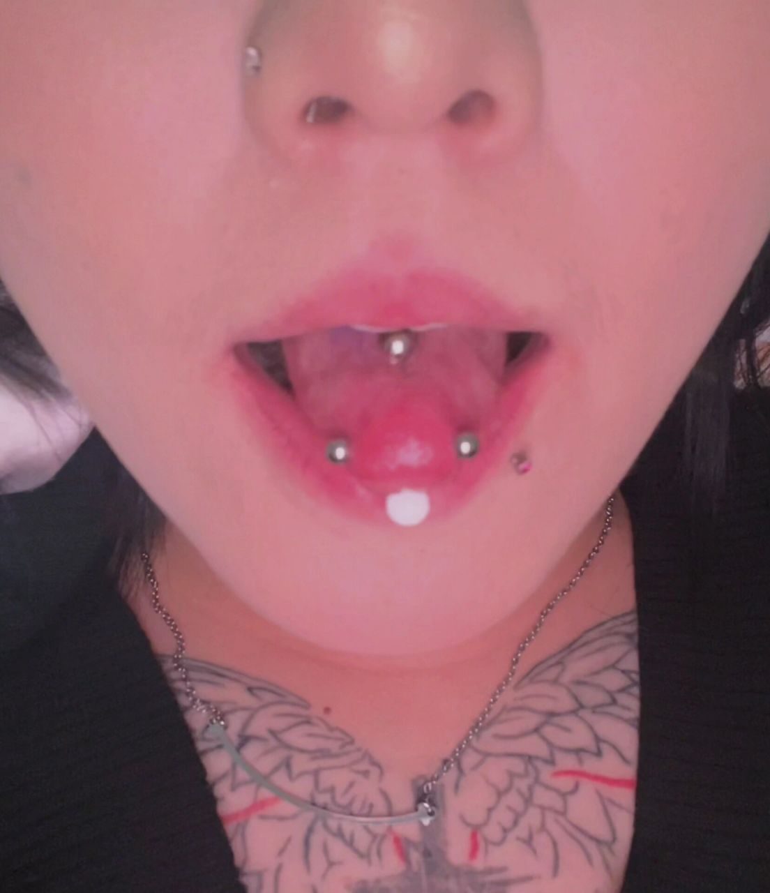 千万不要打横舌钉! 不然真的会疯狂爱上 这么多穿孔里最喜欢的一个