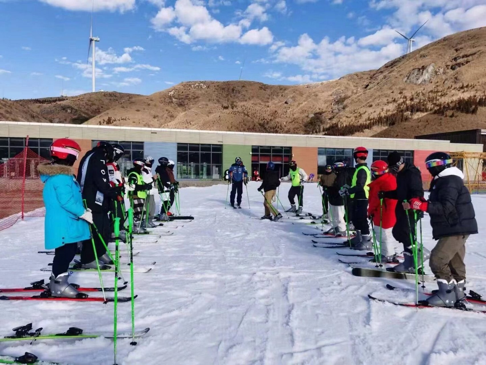 桂林天湖滑雪场门票图片