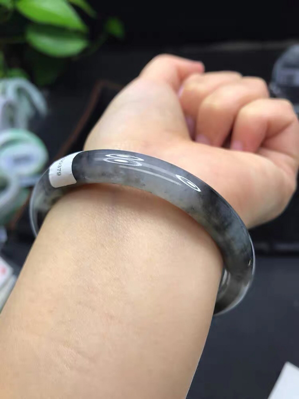 乌鸡种翡翠是不是翡翠中的"黑马"?