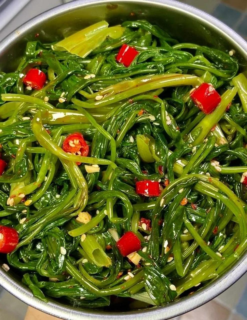 超简单巨好吃的凉拌空心菜!