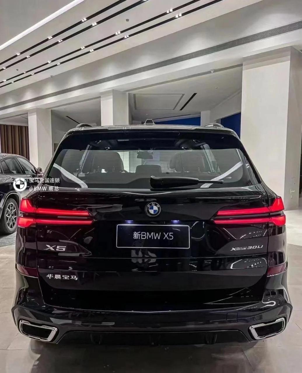 宝马x530li尊享全款62万提.23款x5 xdrive30li尊享 指导价:64.