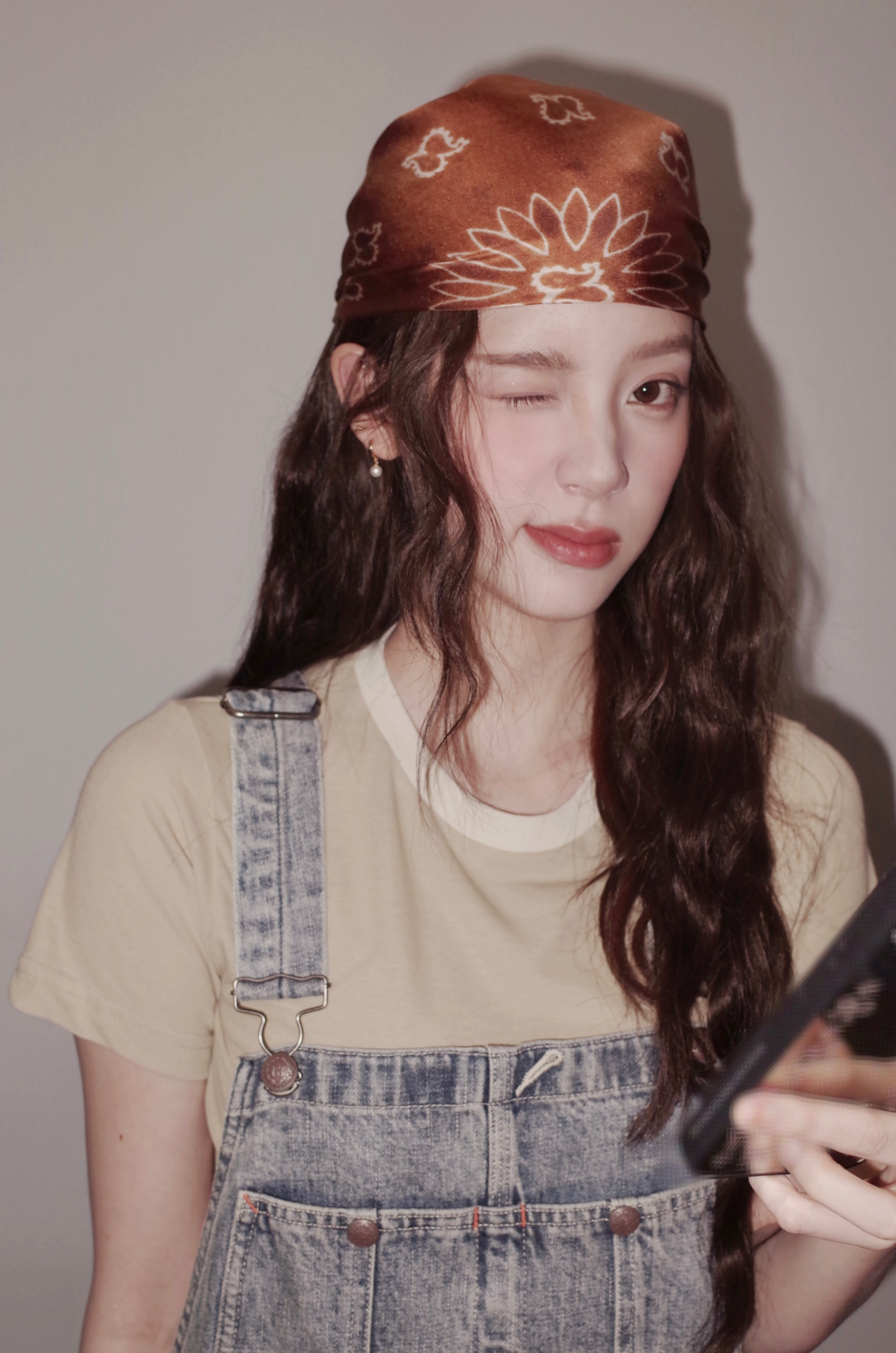 等一下给你们唱歌听 一会儿#音你而来#见吧 #欧阳娜娜音你而来