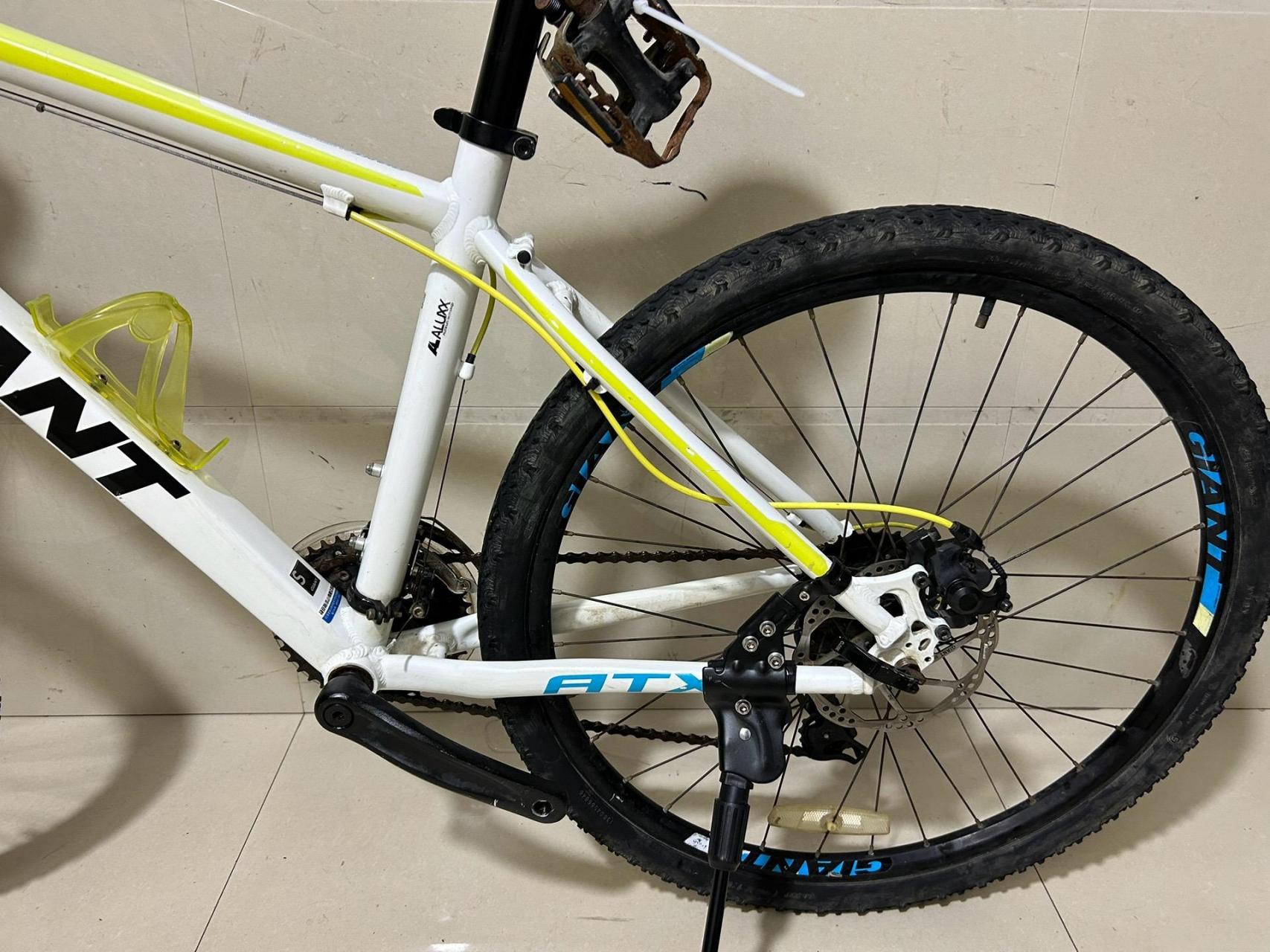 捷安特atx660 670 680.喜玛诺24速,碟刹,s码,关注私聊,全国发快递