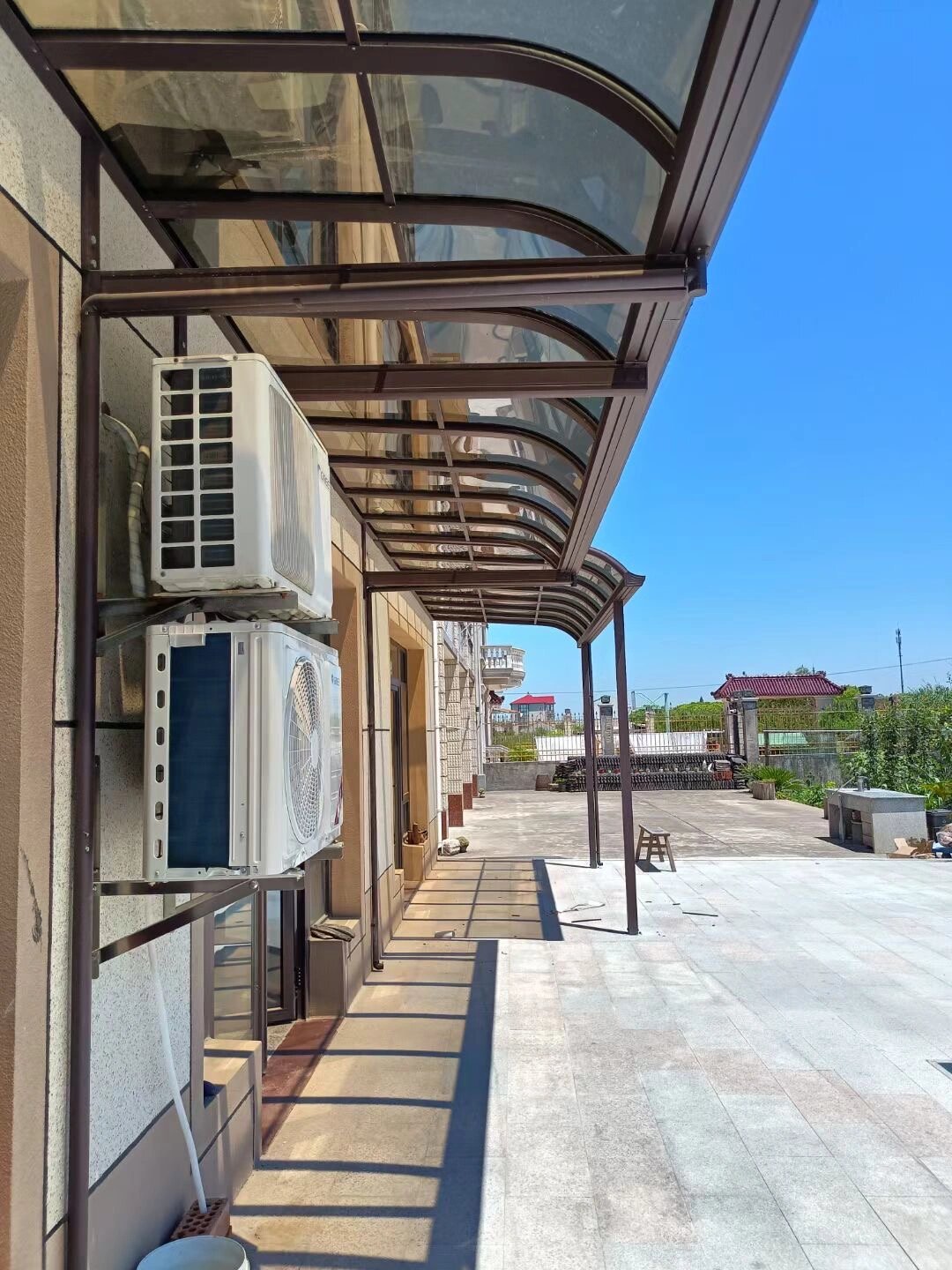 门庭屋檐流行这种铝合金雨棚!