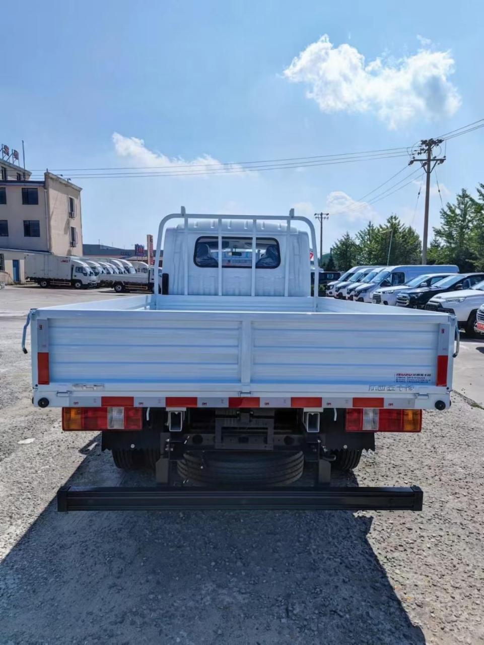 江西五十铃翼放无敌小双排到车 油刹气刹都有现车 喜欢的来吧