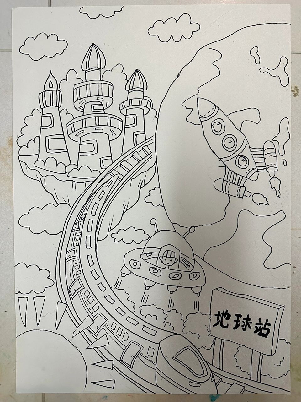 科幻画(未来世界) 小朋友在老师辅导下自己画的～ 1,通往不同星球的