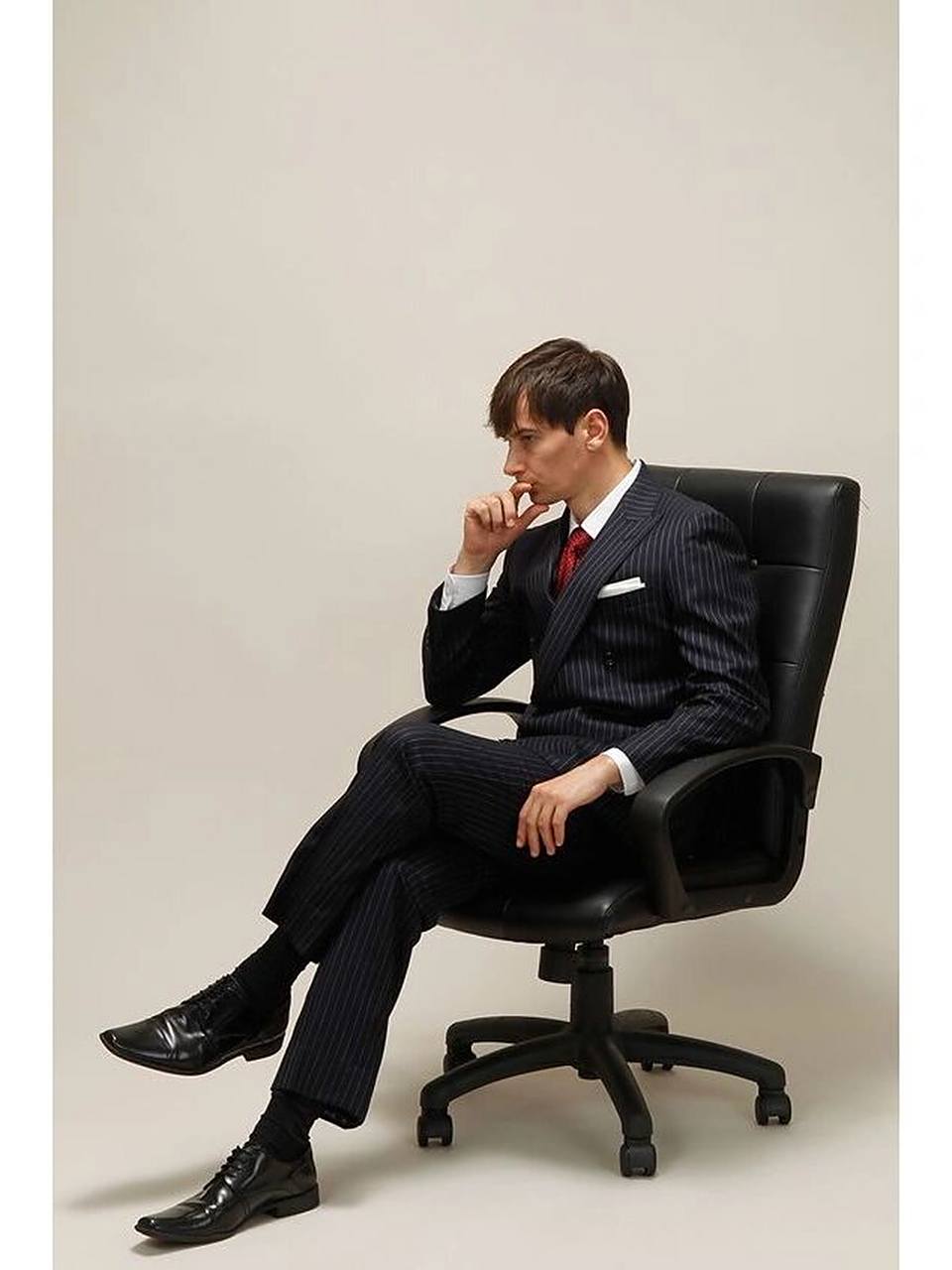 西装男姿势参考 | 猎·素材