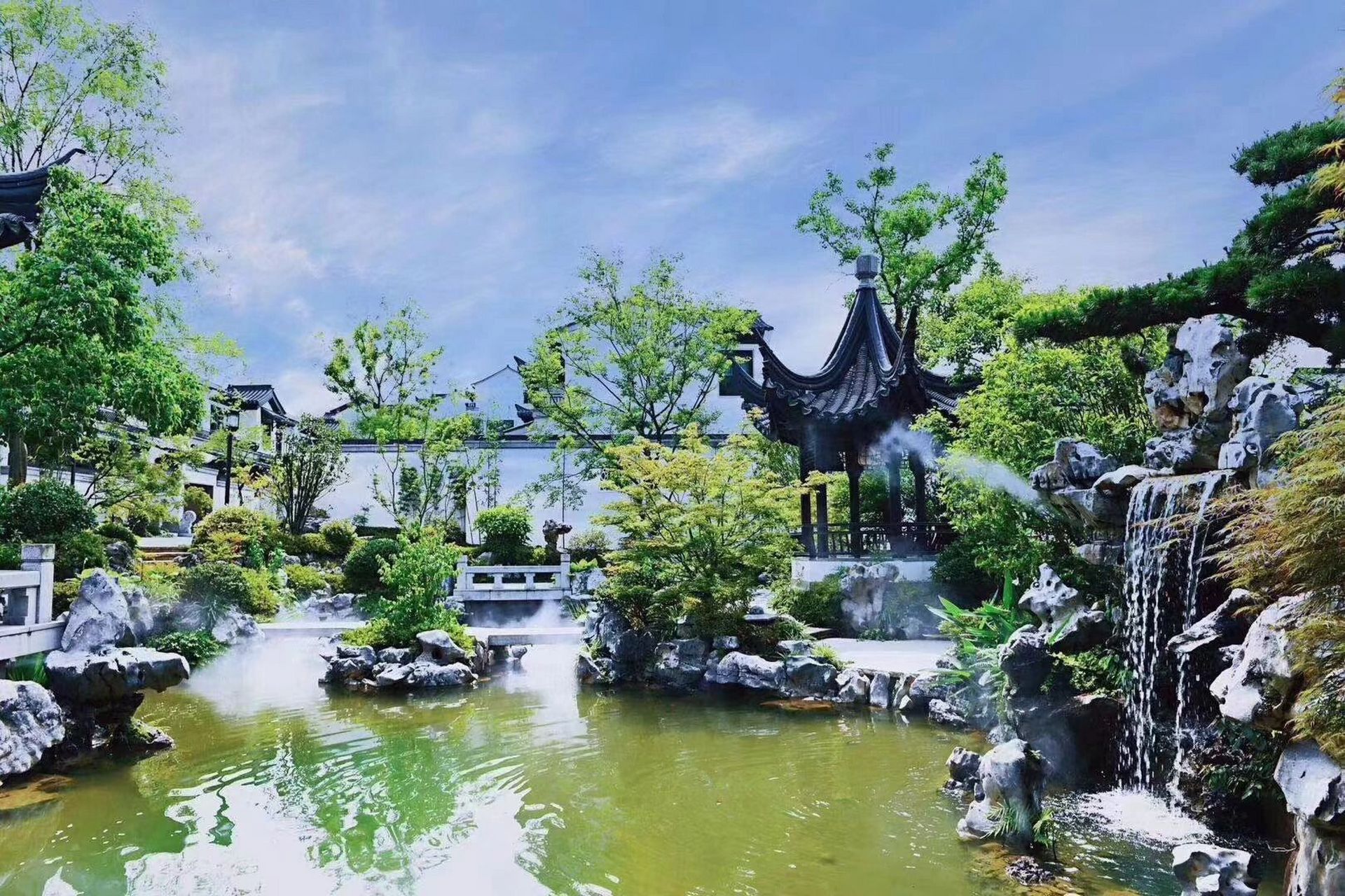 云栖玫瑰园中式别墅:送960方花园,诚售2.