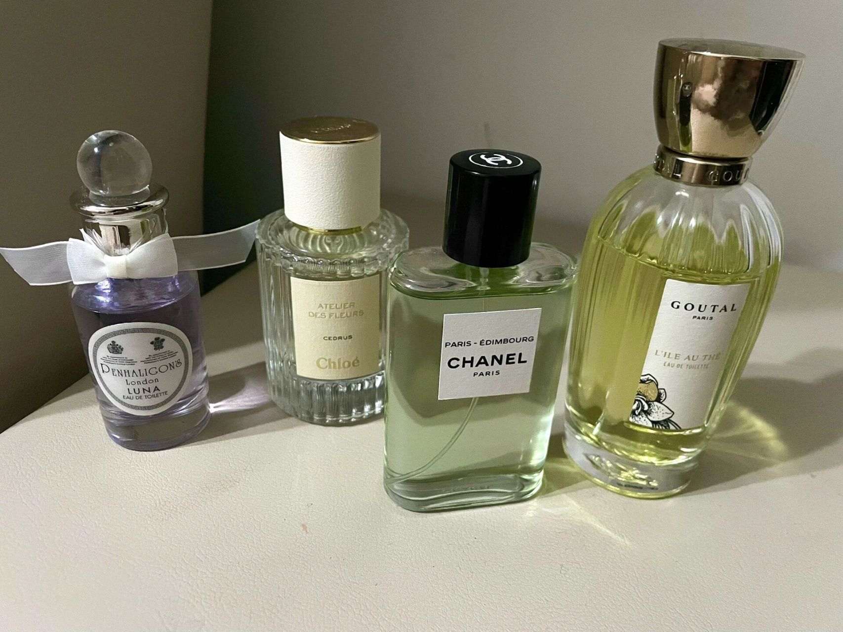 温柔清冷感香水分享 潘海利根 luna  前调是柠檬糖的清新感 中后调