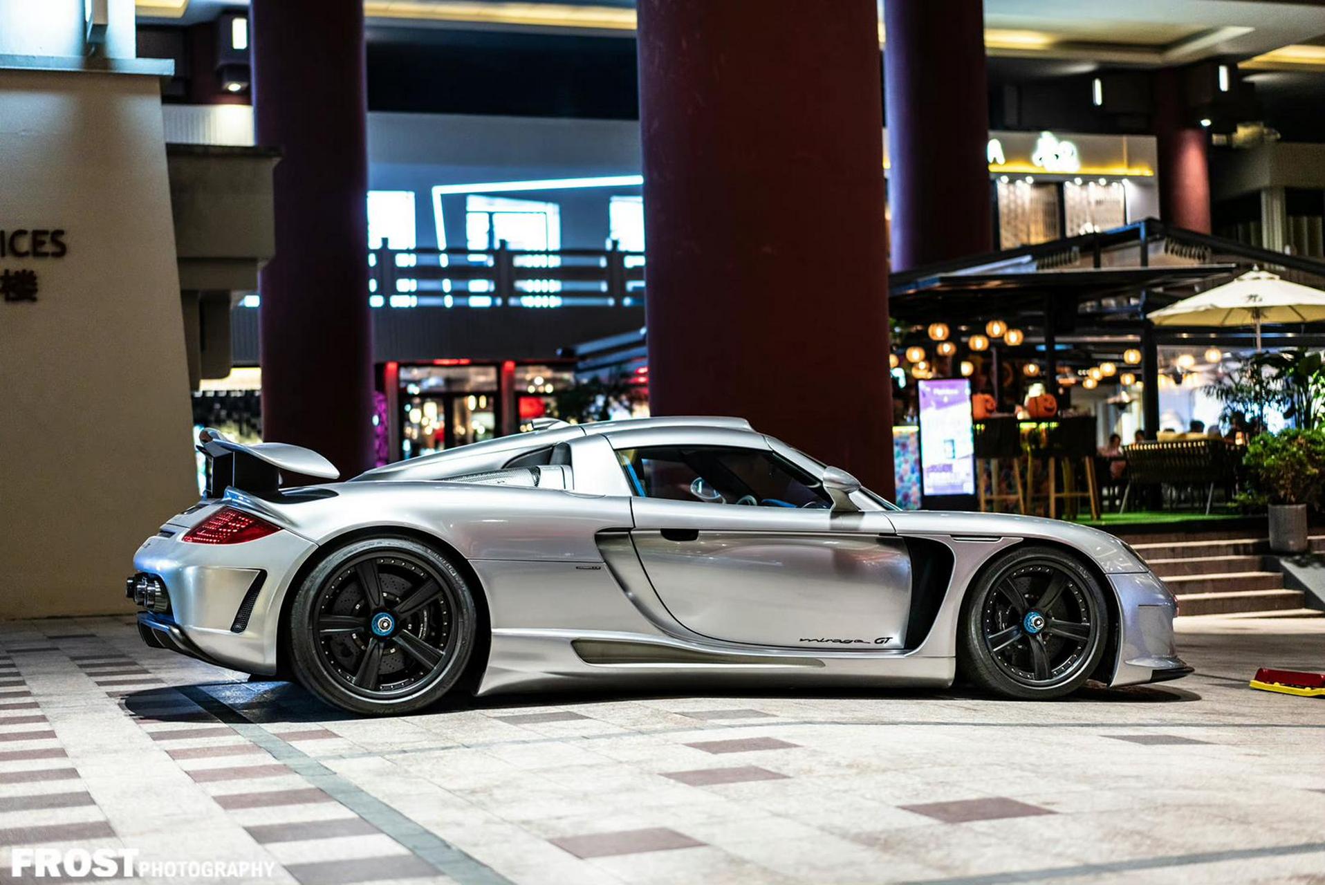 极品飞车9中最厉害的神车,保时捷carrera gt,小时候玩游戏最喜欢的车