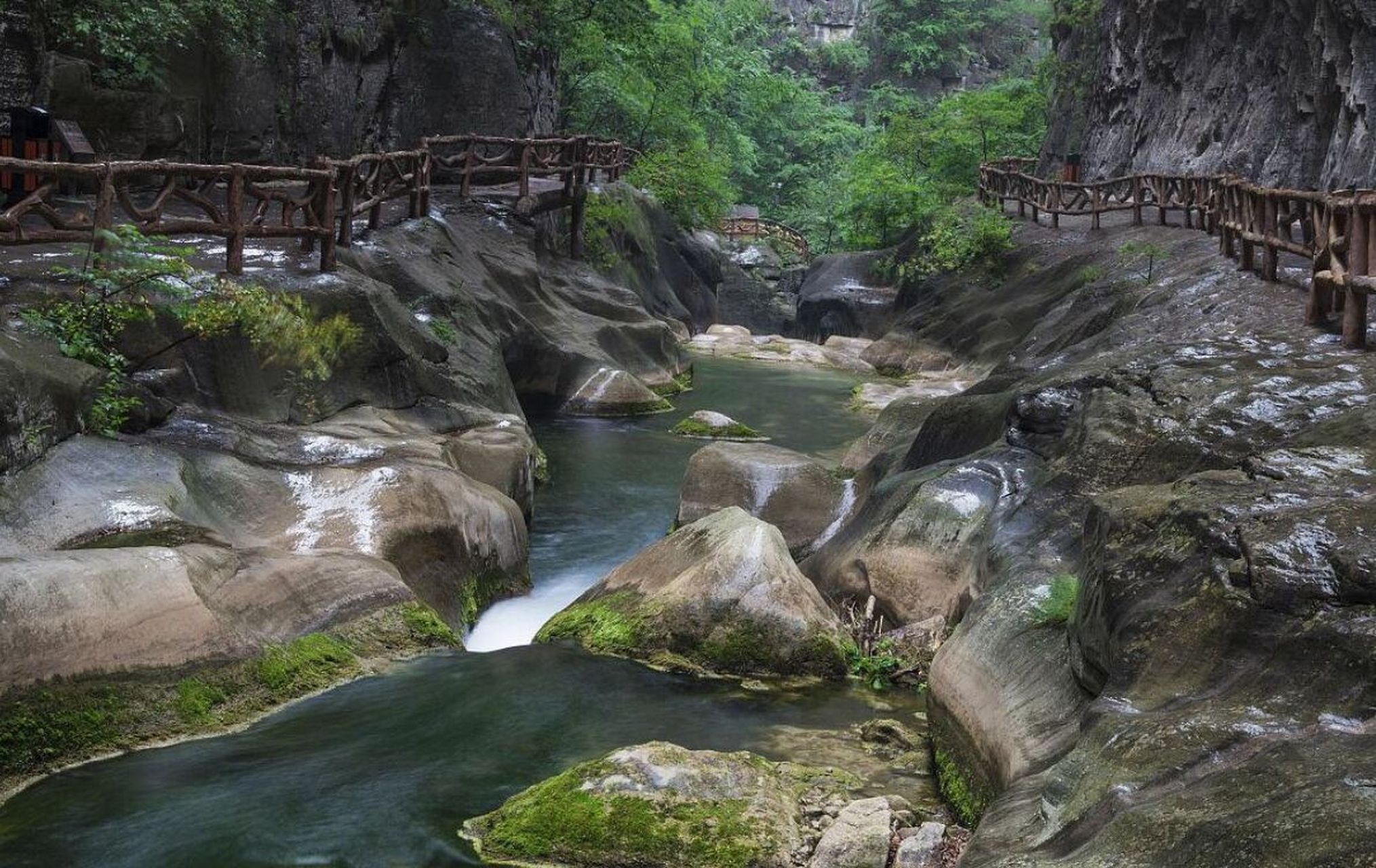 探訪通天峽,親近自然的好地方,攻略詳解1 通天峽景區敢與太行山大峽谷