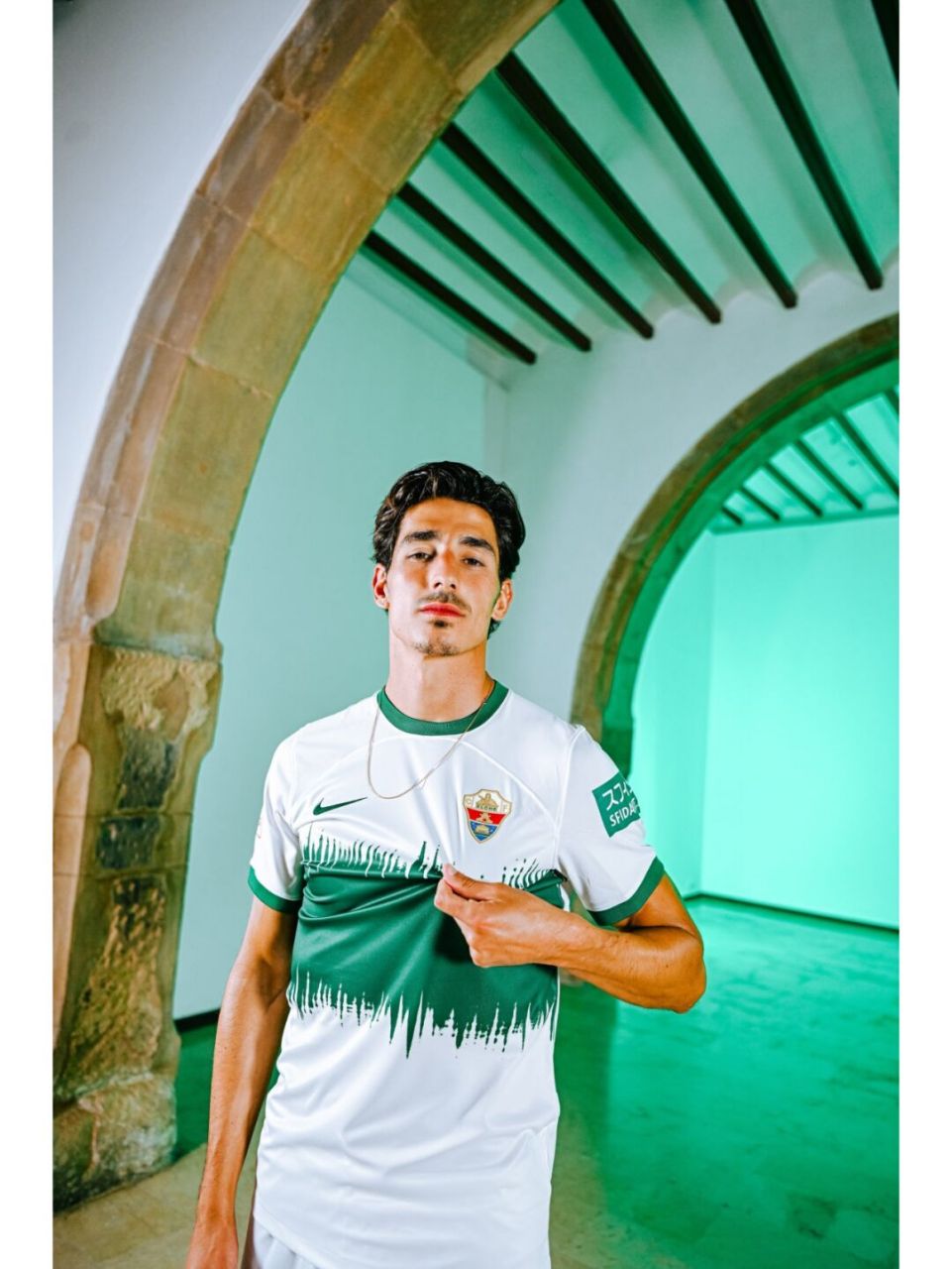 埃尔切发布2023-24赛季主场球衣 #足球#0202#小红书竞技场#02