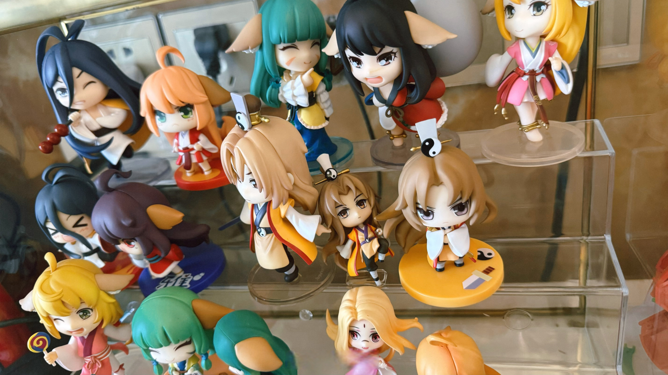 狐妖小红娘月红篇# 浅发下我身边的狐妖手办和小玩具,自证下是老堵