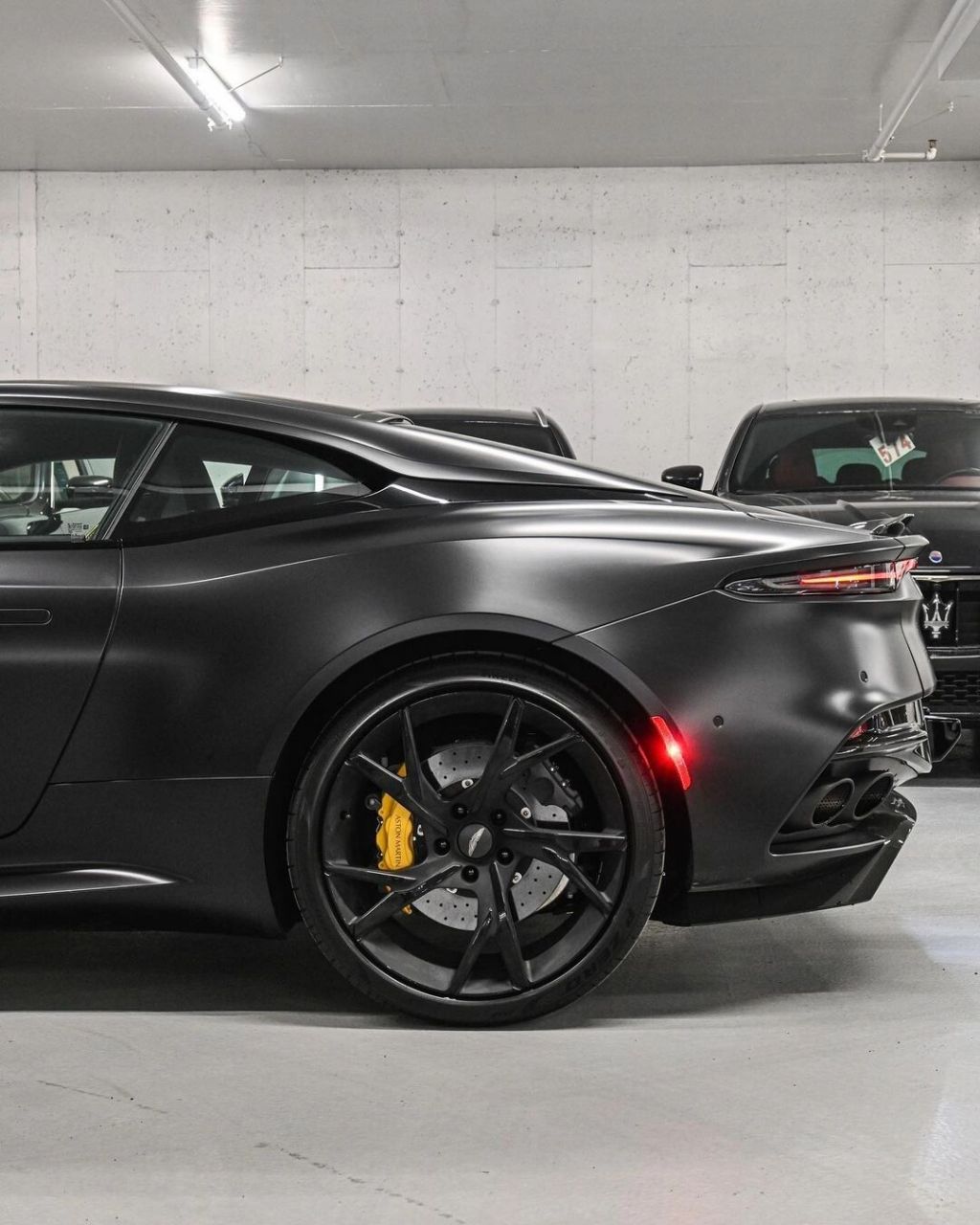 阿斯顿马丁 dbs superleggera #阿斯顿马丁dbs# #阿斯顿马丁# #汽车