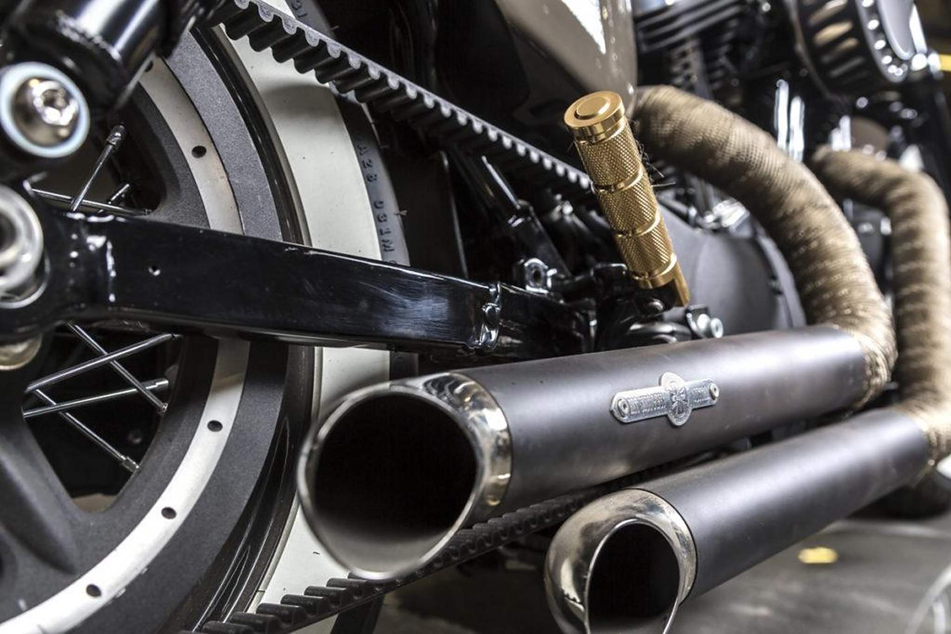 哈雷x48 宽胎改装案例4w案例参考