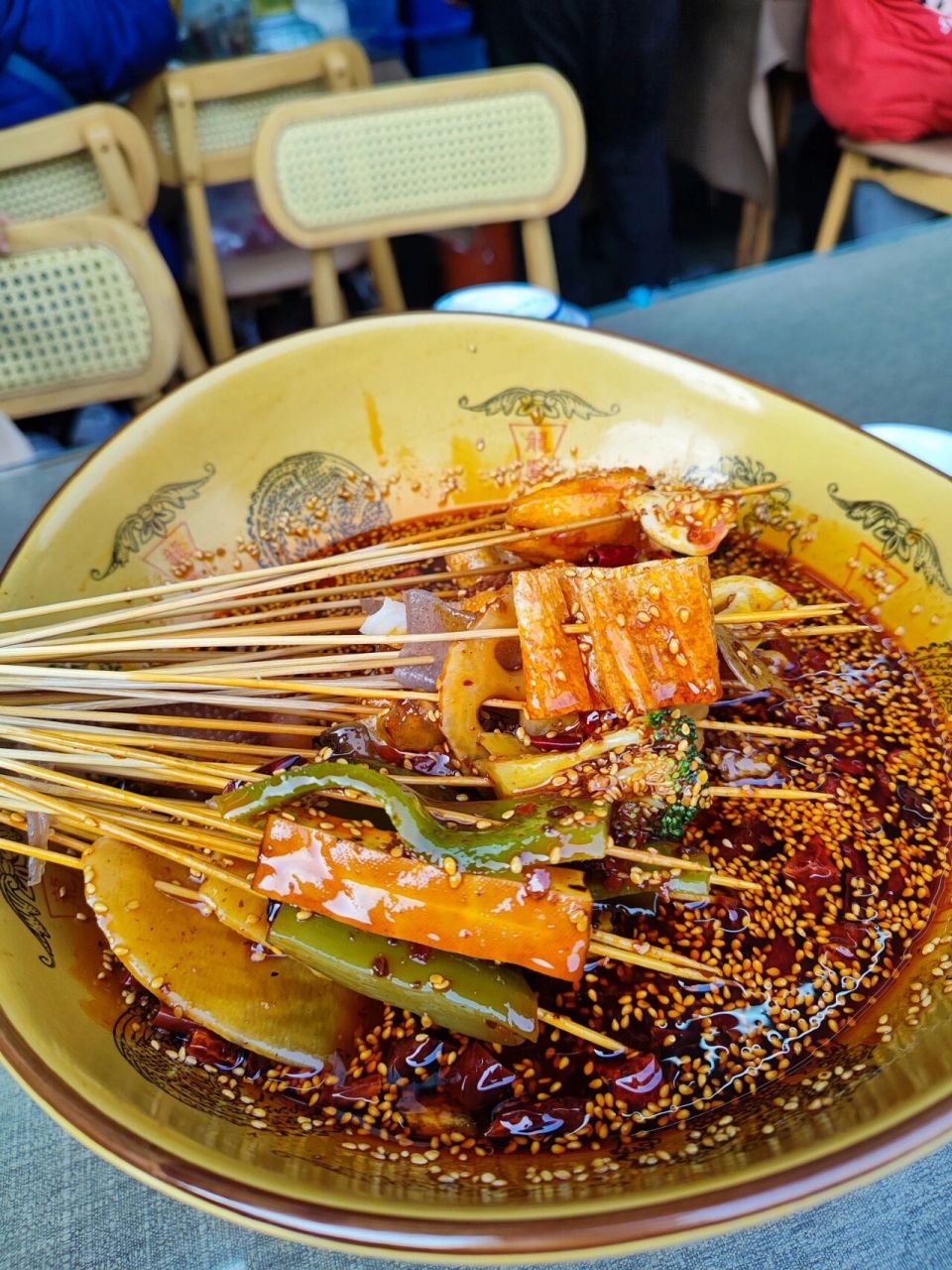 乐山张公桥美食前三名,人均60元(附招牌) 到乐山放下行李后先去了