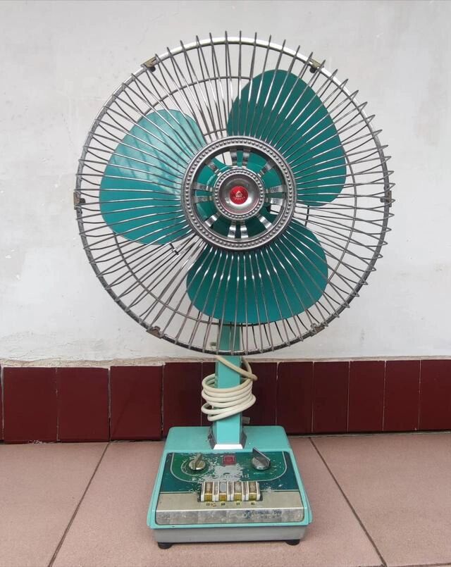 八十年代的广州钻石牌风扇