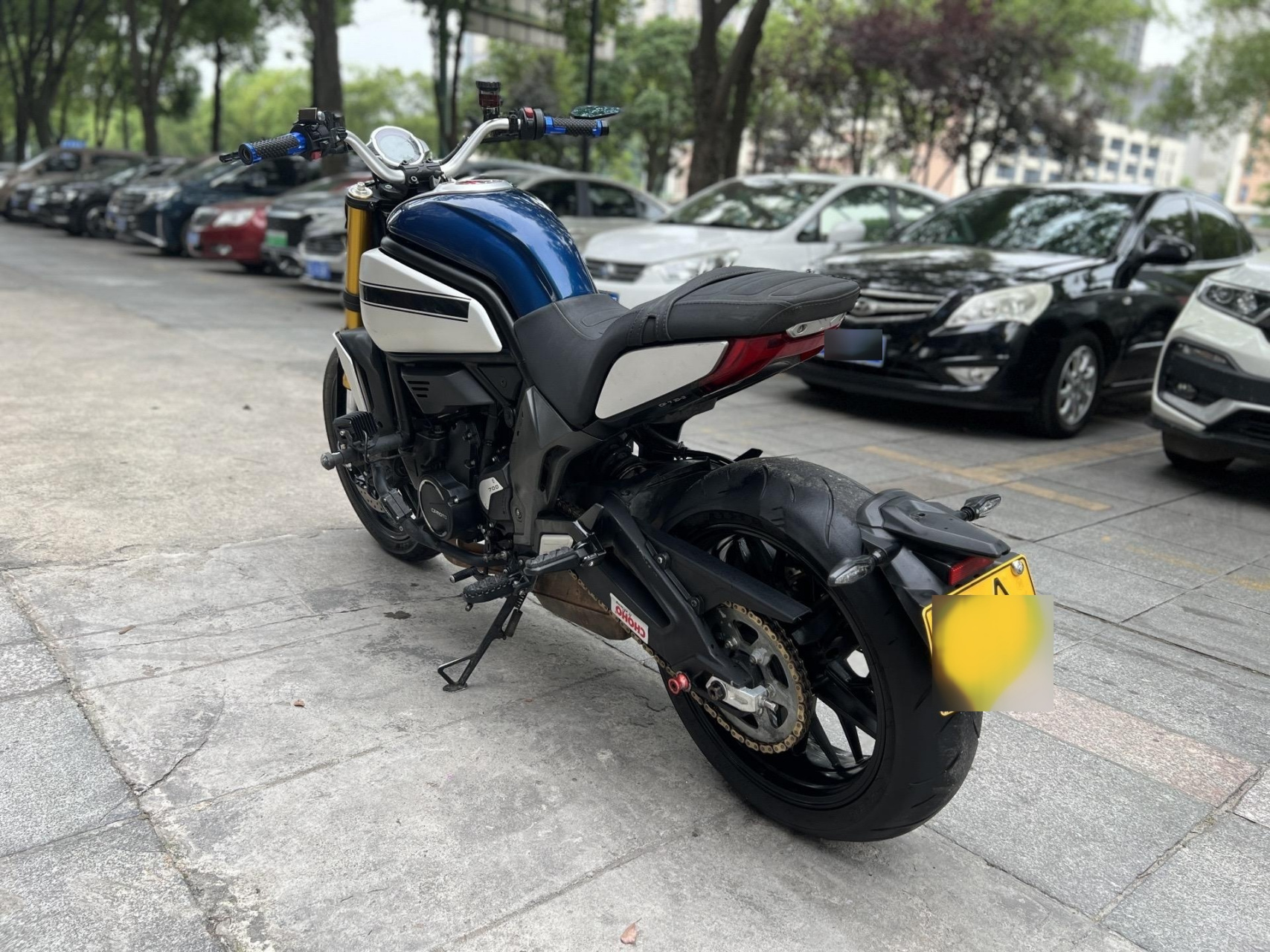 春风clx700,20年10月上牌,安全行驶26000公里.升级护杠,射灯!