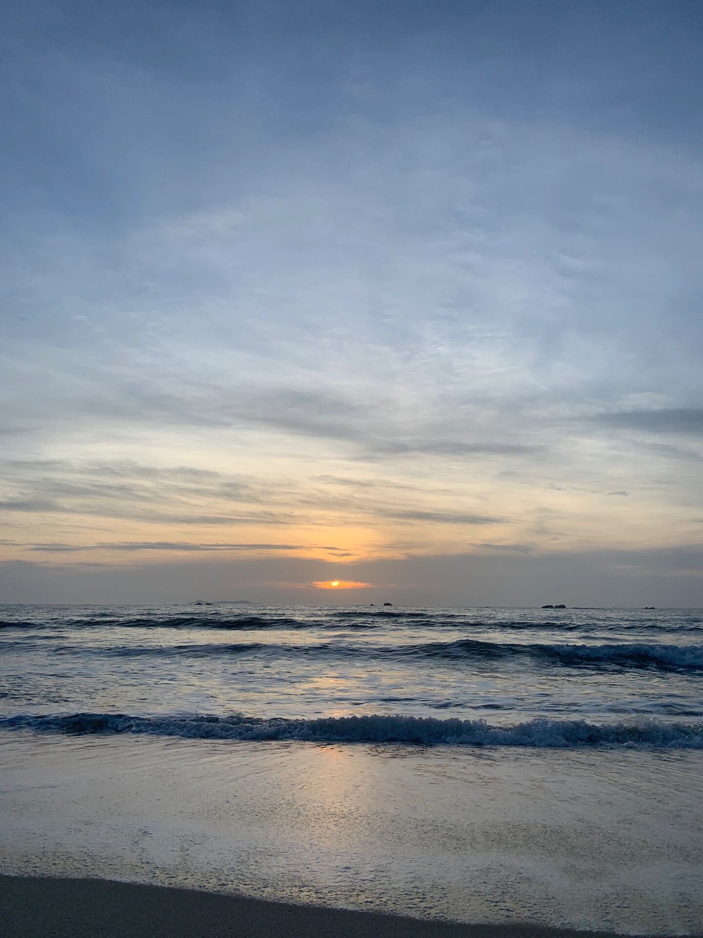 汕尾红海湾看日出啦