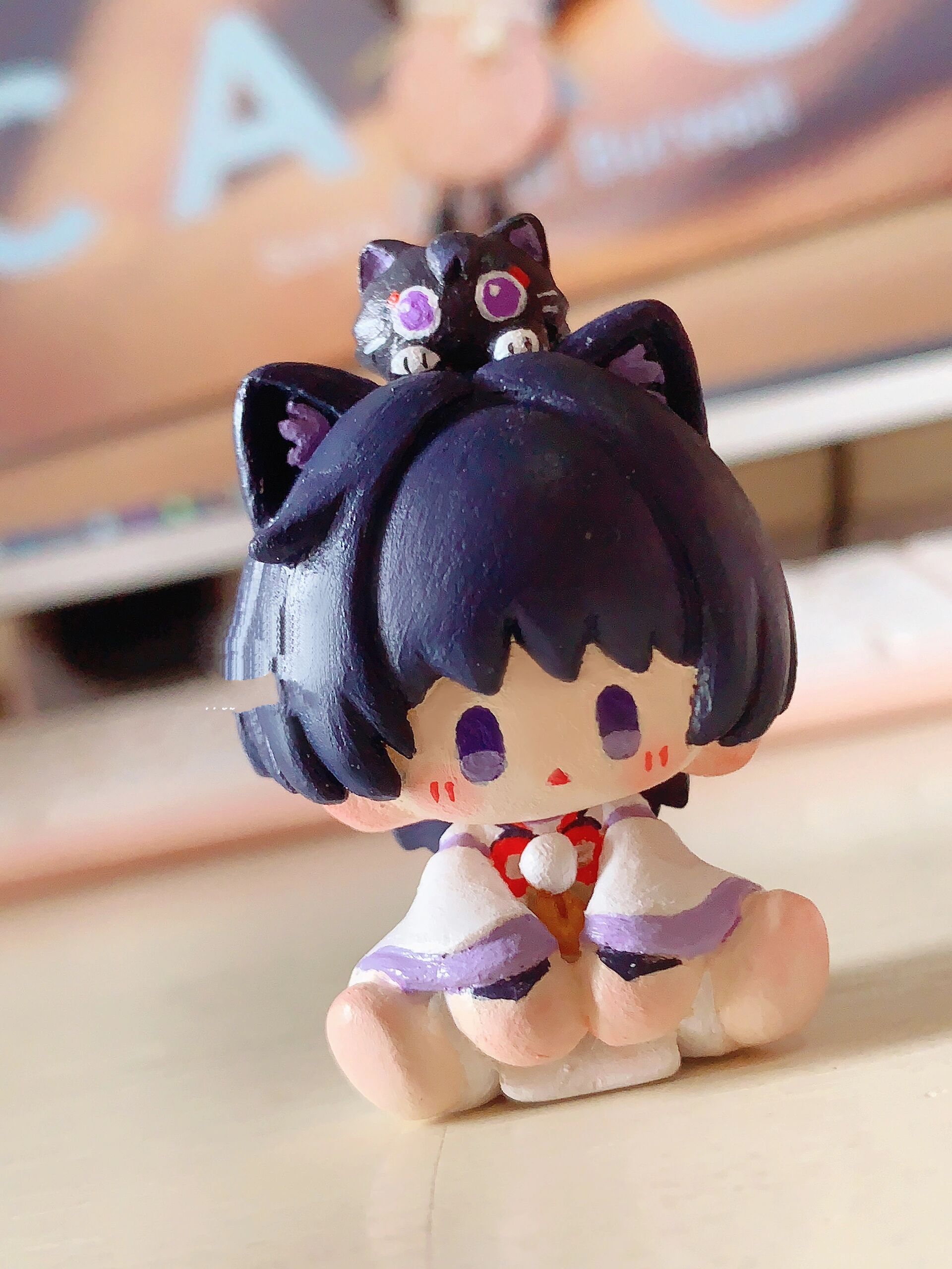 手作 石塑粘土 原神白散 坐姿娃娃 小手办