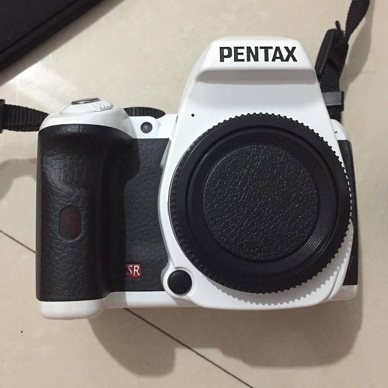 宾得kr套机,宾得经典黑白限量款,00后女生自用,平时很爱惜的,cmos和